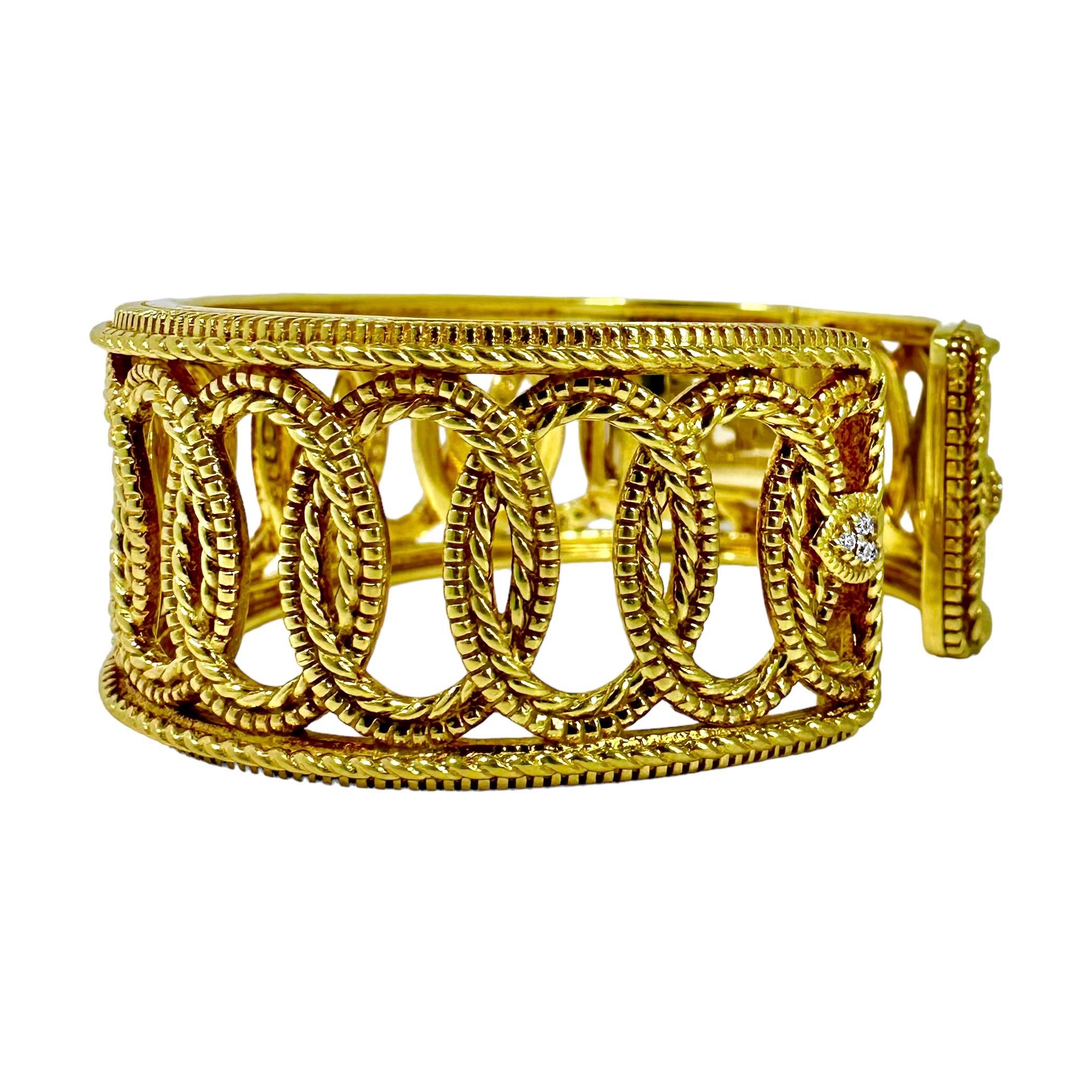 Brilliant Cut Casual Judith Ripka 18k Gold Hinged, Cuff Bracelet with Diamonds 7/8 inch Wide 
