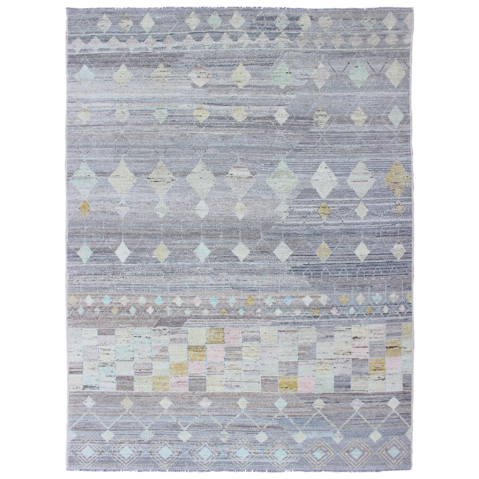 Casual Modern Design Rug in Light Grey and Pops of Colors for Modern Interiors