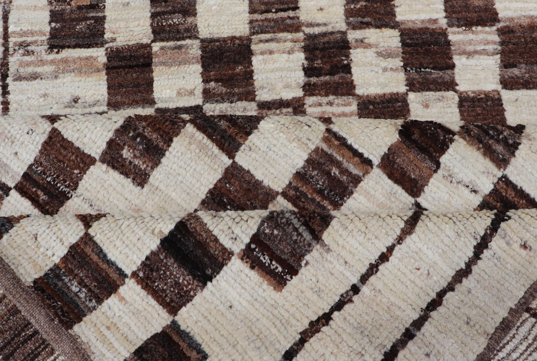 Casual Modern Gallery Runner in White and Brown Tones For Sale 3