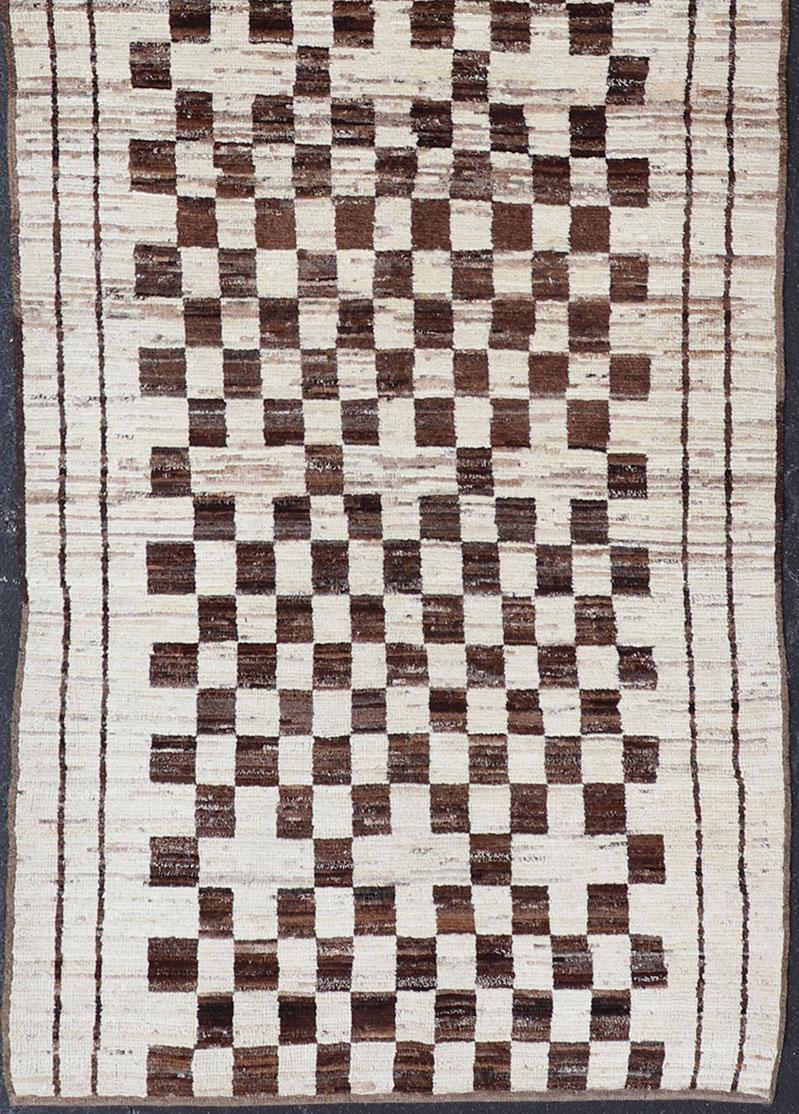 Hand-Knotted Casual Modern Gallery Runner in White and Brown Tones For Sale