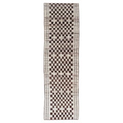Casual Modern Gallery Runner in White and Brown Tones
