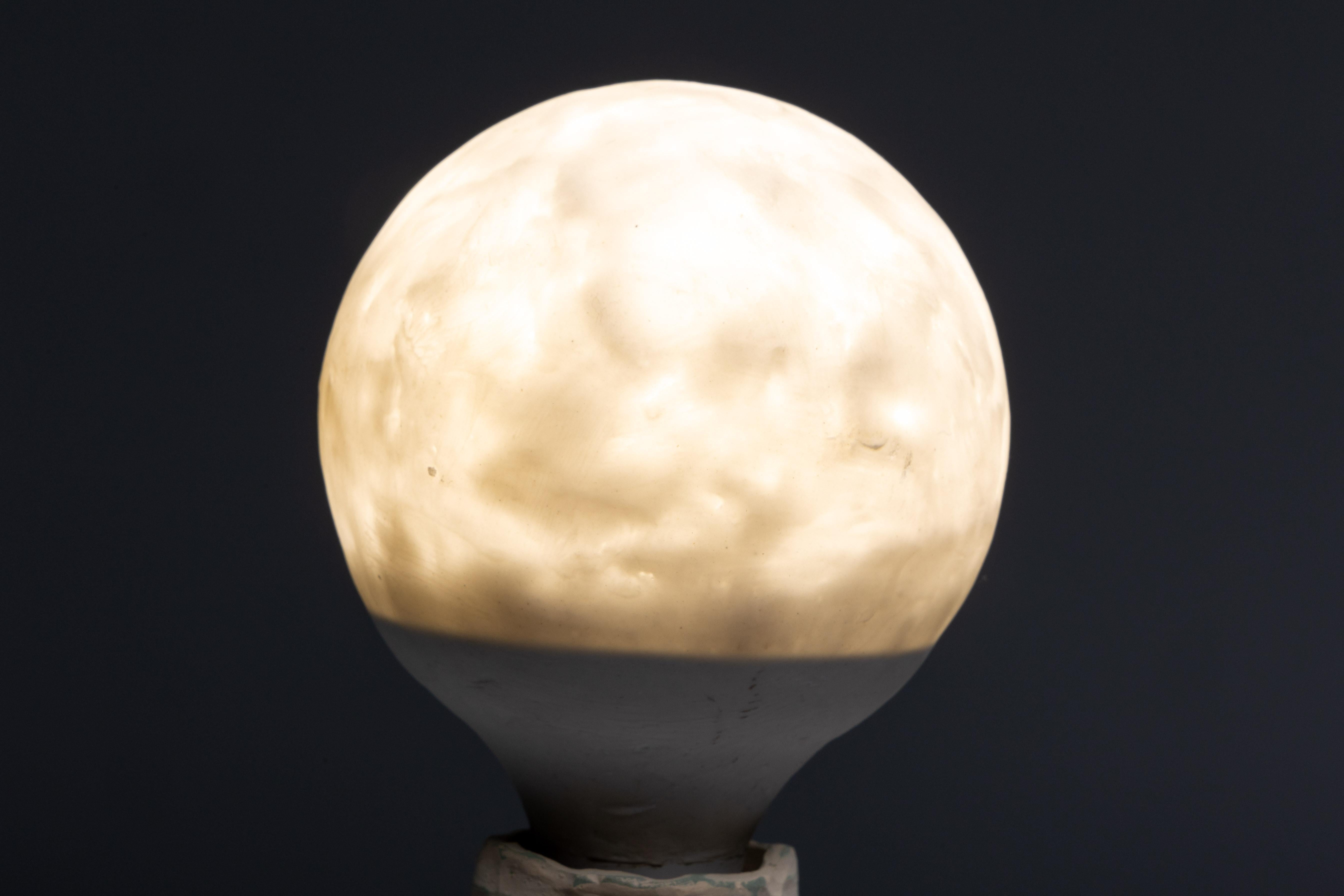 Totem rituel insolite avec lampe amovible de Thomas Ballouhey, 2020 en vente 3