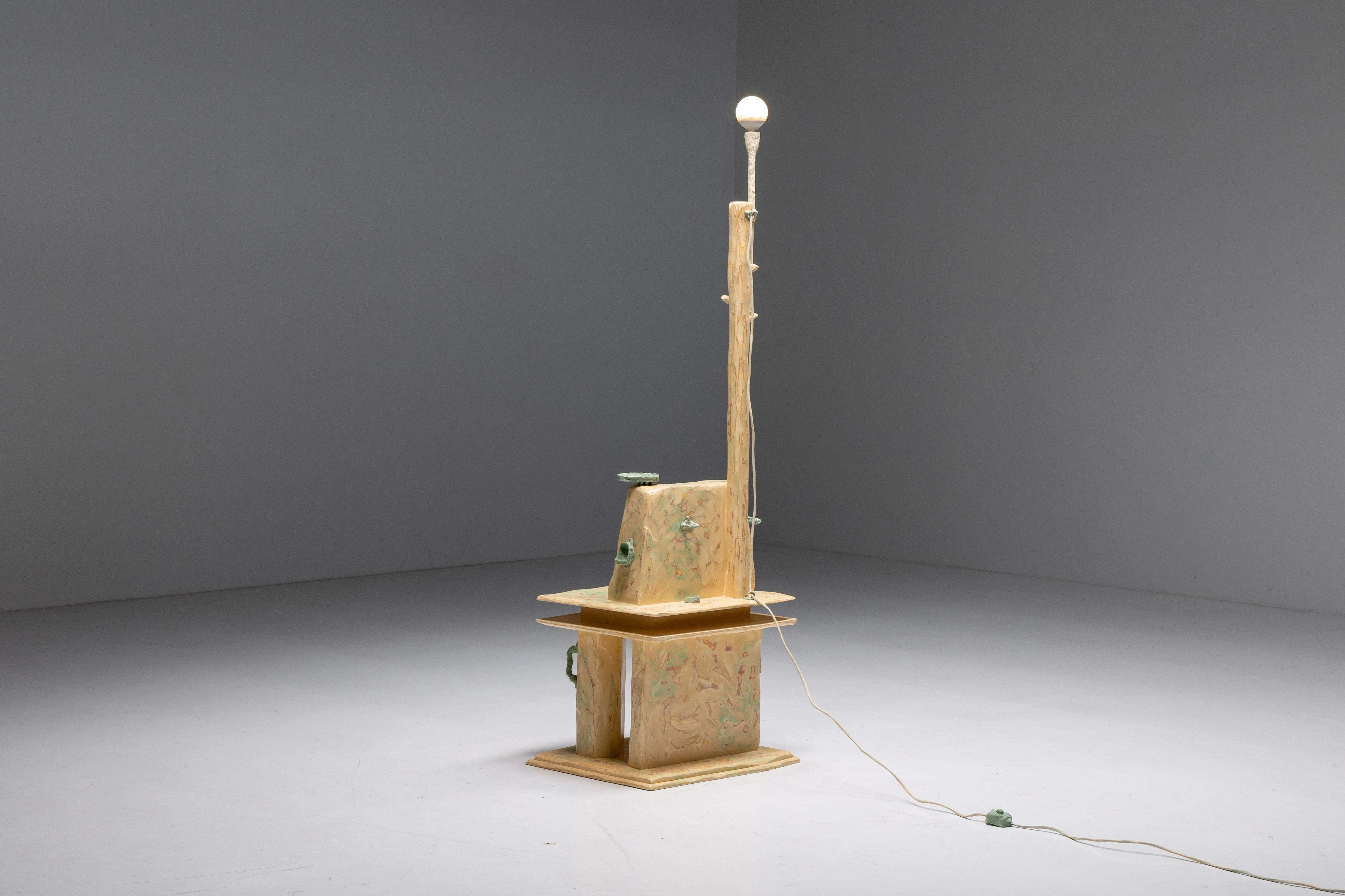 Néerlandais Totem rituel insolite avec lampe amovible de Thomas Ballouhey, 2020 en vente