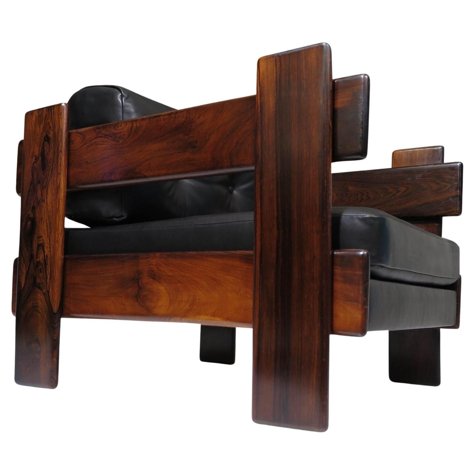 Casulo Brazilian Modern Rosewood Lounge Chair in Black Leather