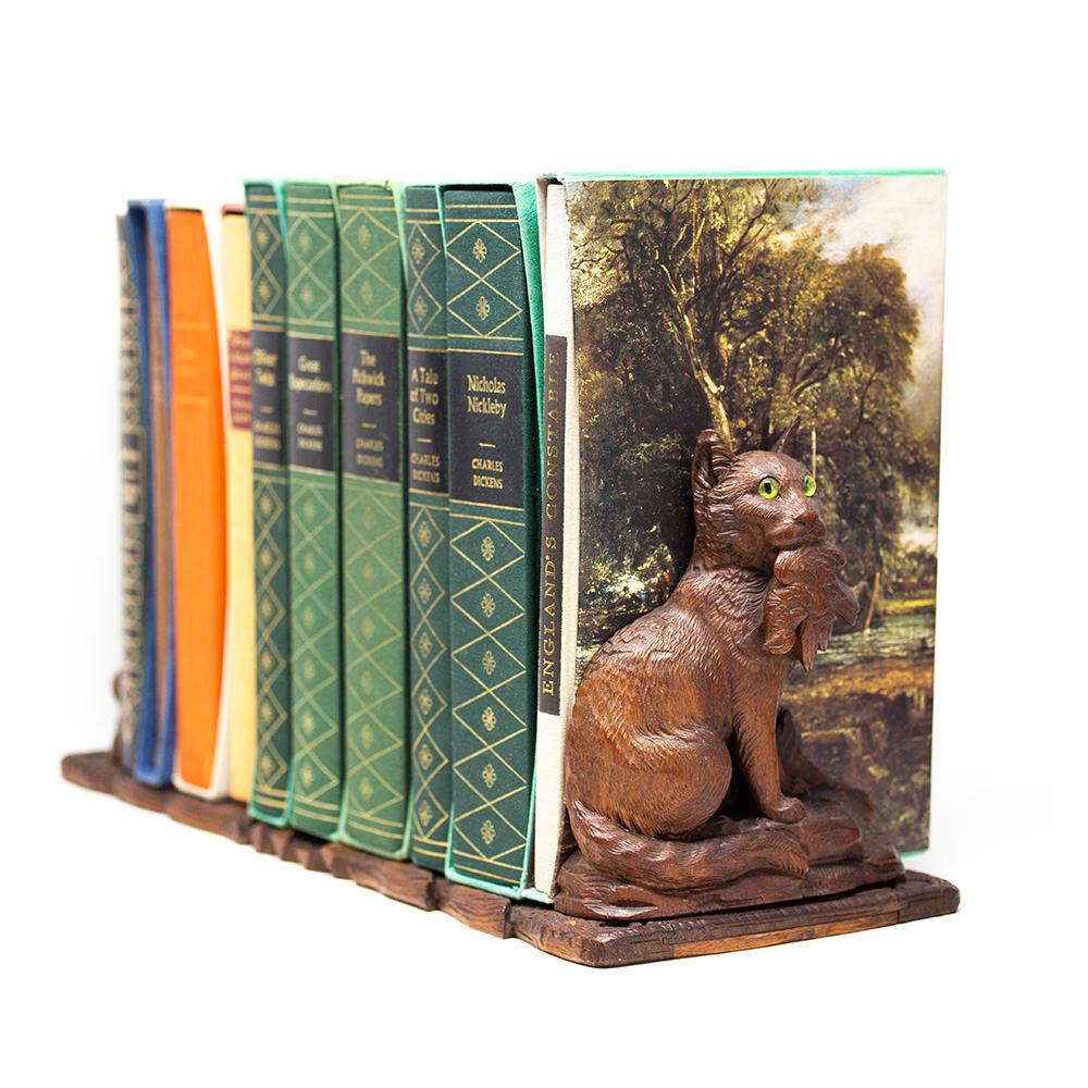 Cat Book Stand Black Forest 6