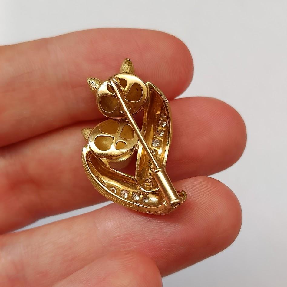 Cat Brooch Gold 18k, Diamonds and Onyx - Jean and Pierre Bellin, France 1980s For Sale 1