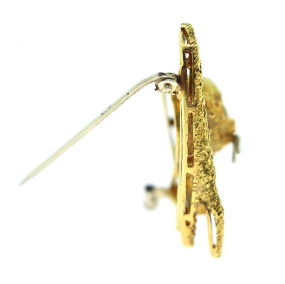 Women's or Men's Cat Brooch in 18k Yellow Gold with Emerald Eyes