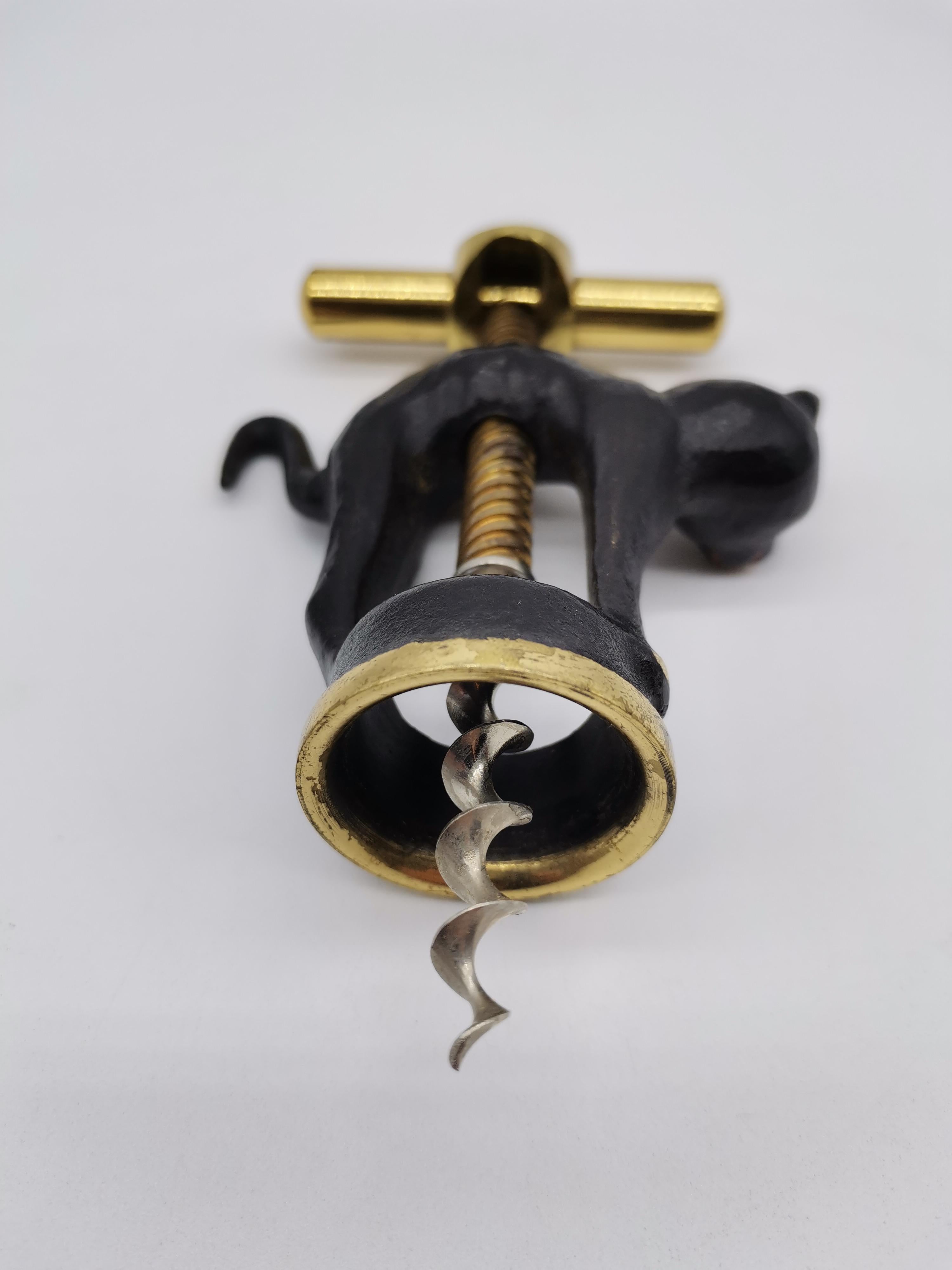 Tornillo de corcho para gatos, latón ennegrecido, Walter Bosse Viena, Austria en Bueno estado para la venta en Vienna, AT