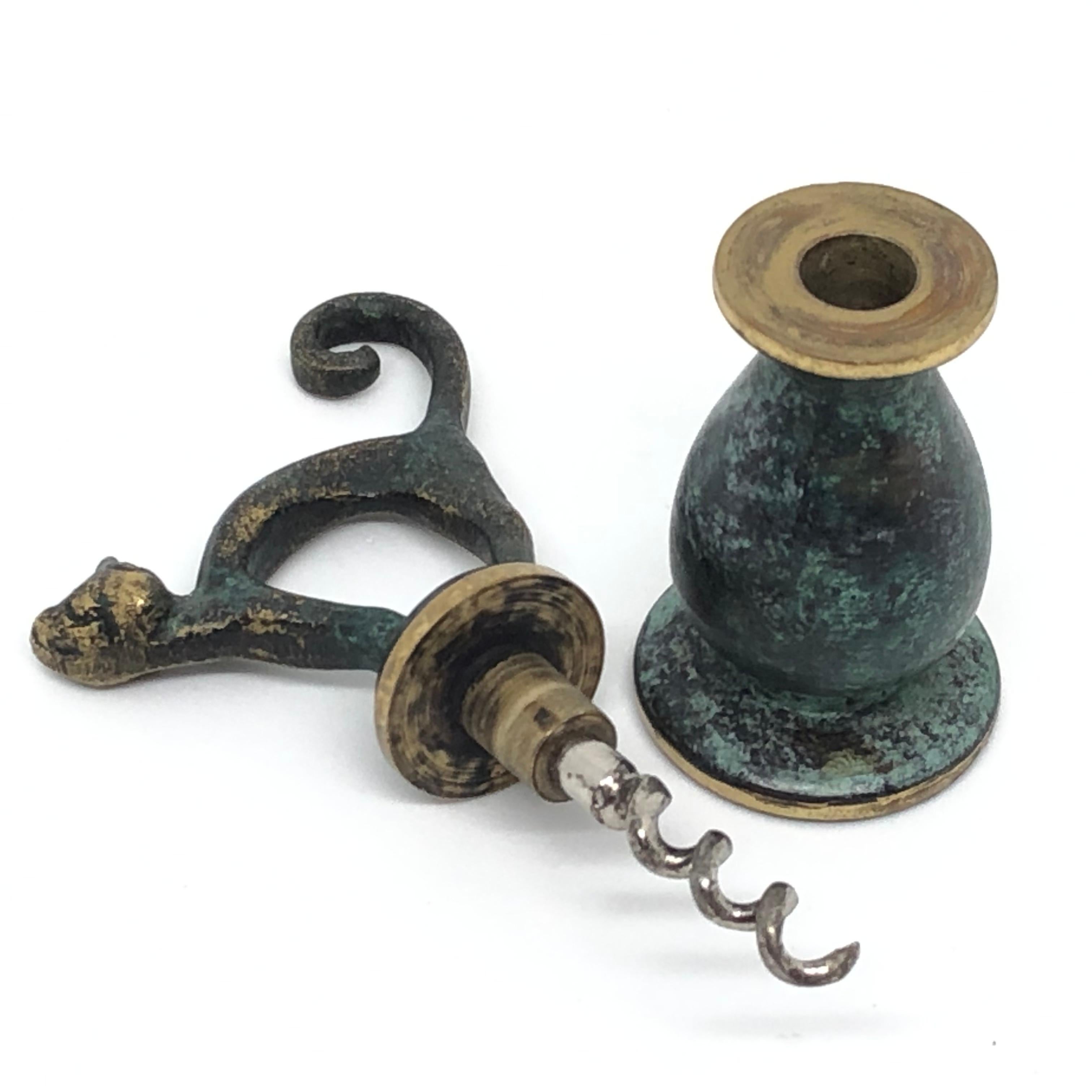corkscrew animal