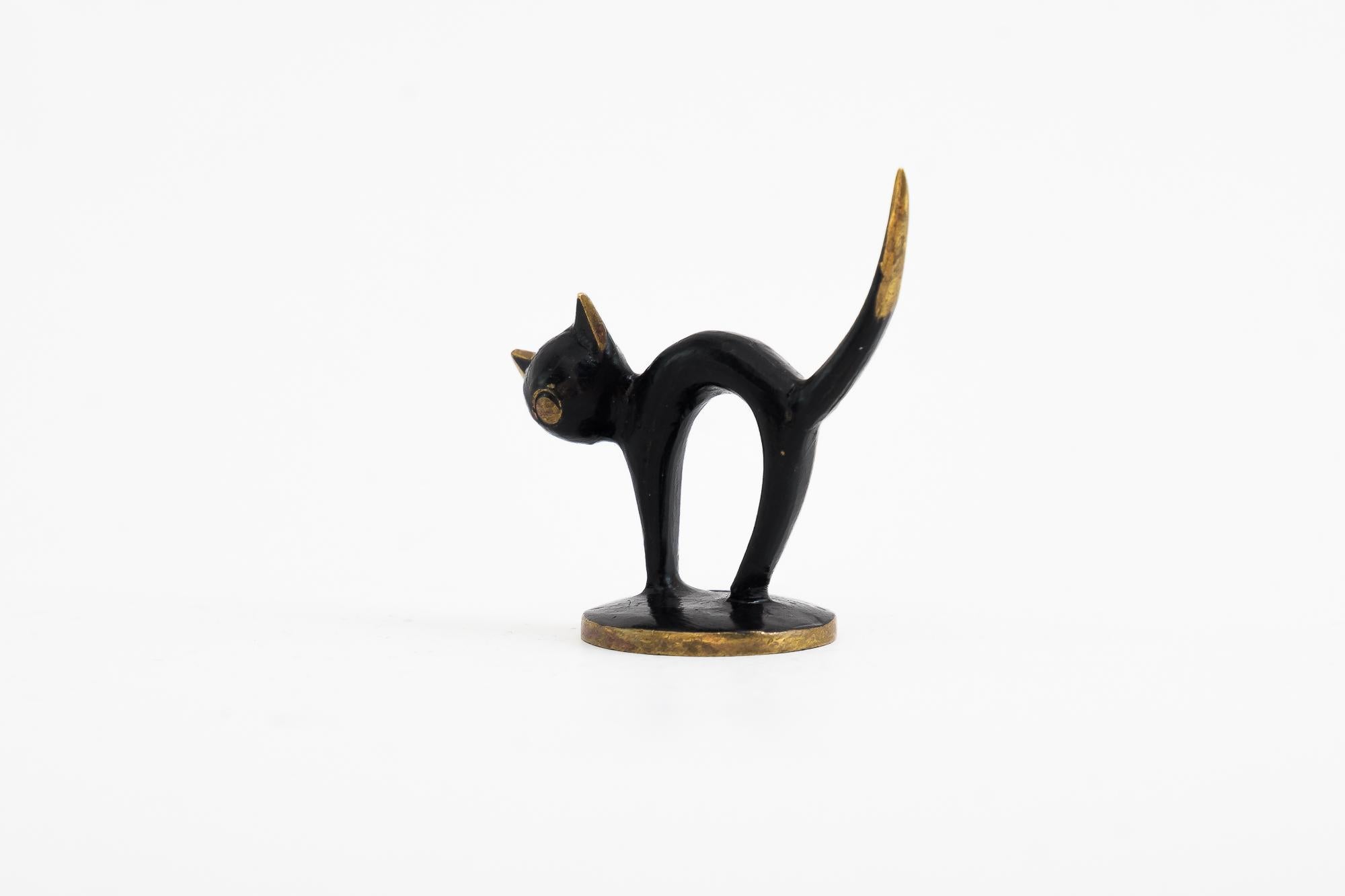 Cat figurine by Walter Bosse, Vienna, around 1950s
Original condition.