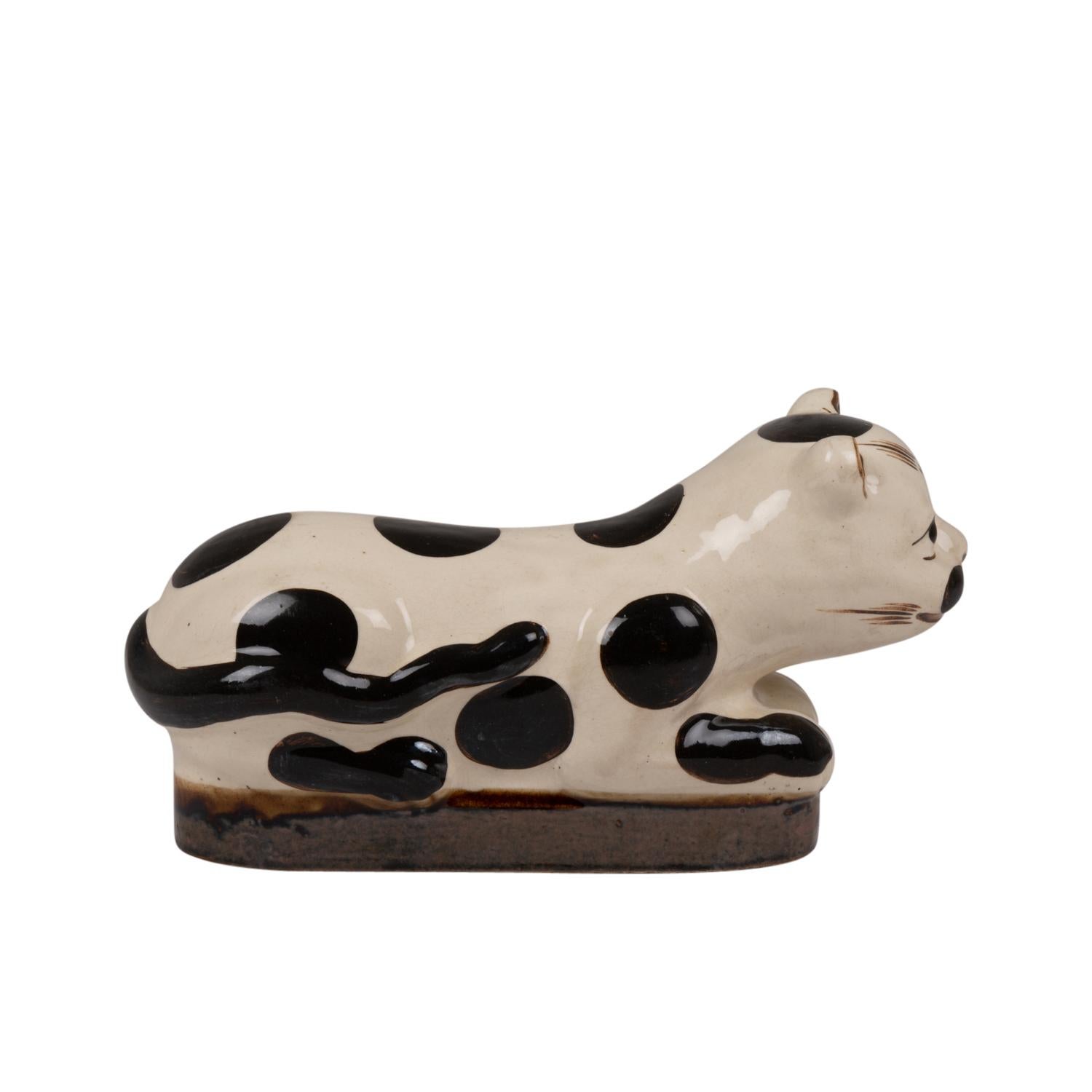Cat in Ceramic Black and White, circa 1900 In Excellent Condition For Sale In Saint-Ouen, FR