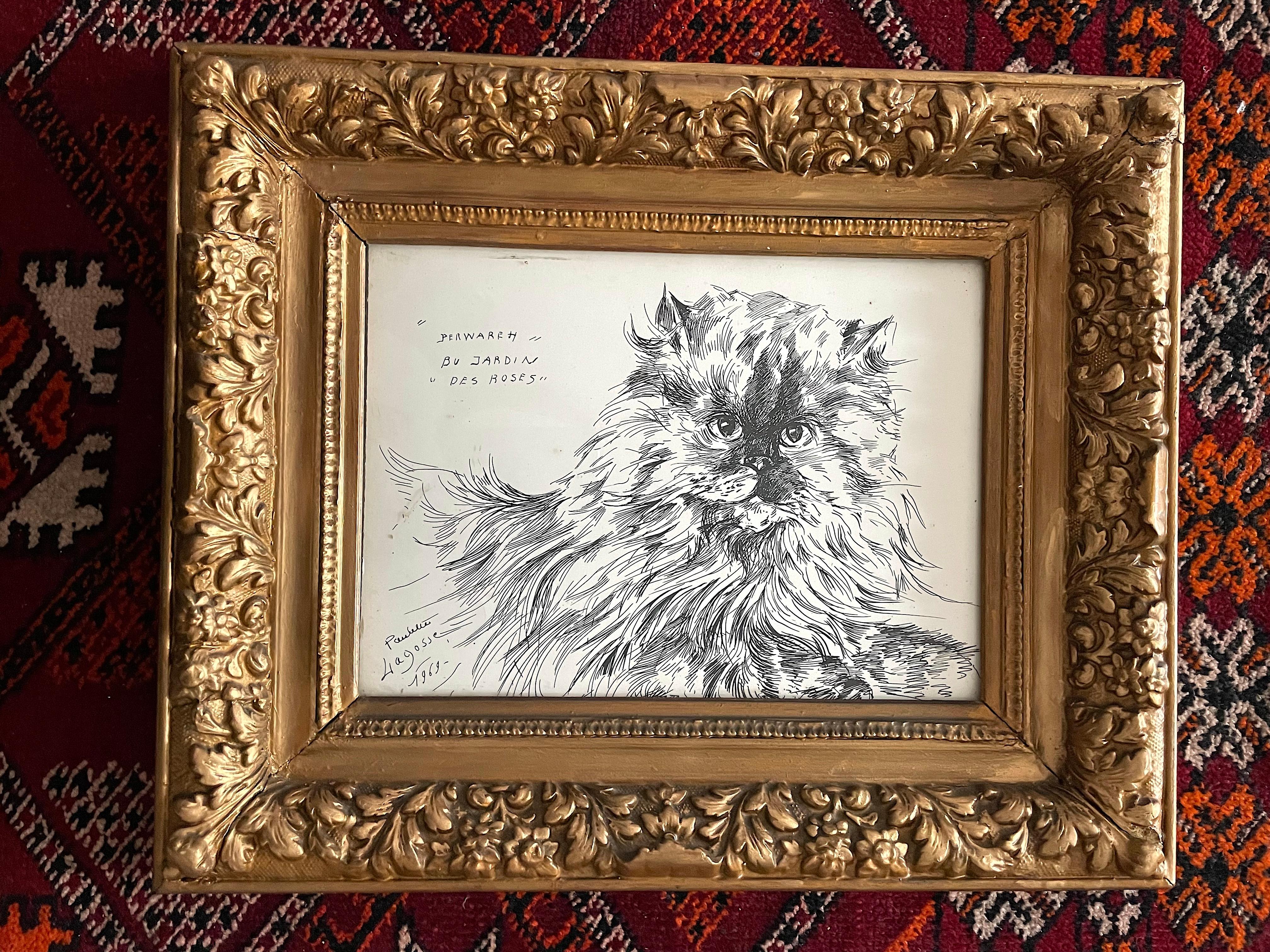 Ein Tuschebild einer Katze aus der Mitte des Jahrhunderts von der französischen Künstlerin Marie Paulette Lagosse (1921-1996) um 1969 und sein antiker Stuckrahmen. Das Bild ist durch einen Glasrahmen geschützt.