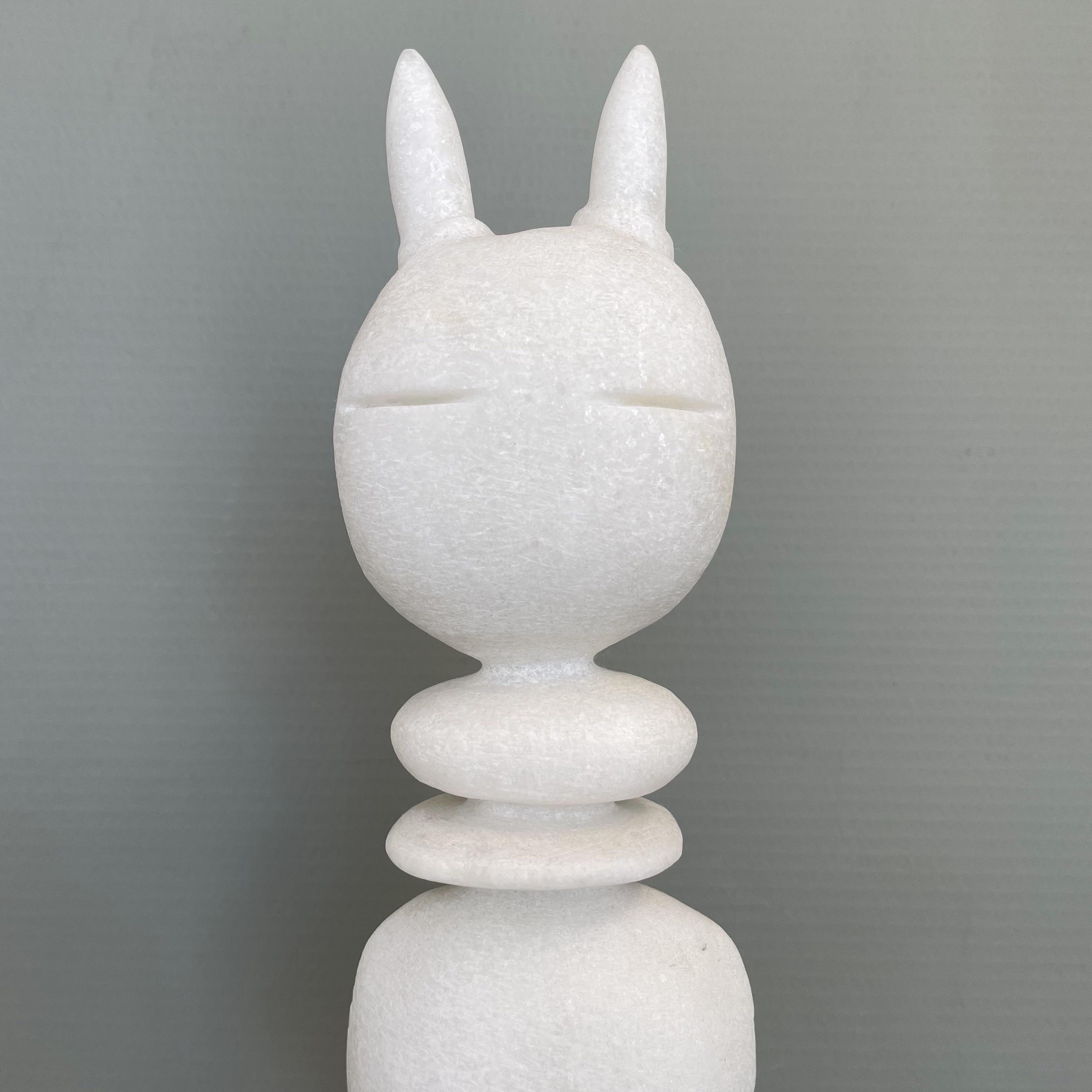 Scultura in marmo Cat King di Tom von Kaenel In condizioni Nuovo in vendita a Geneve, CH