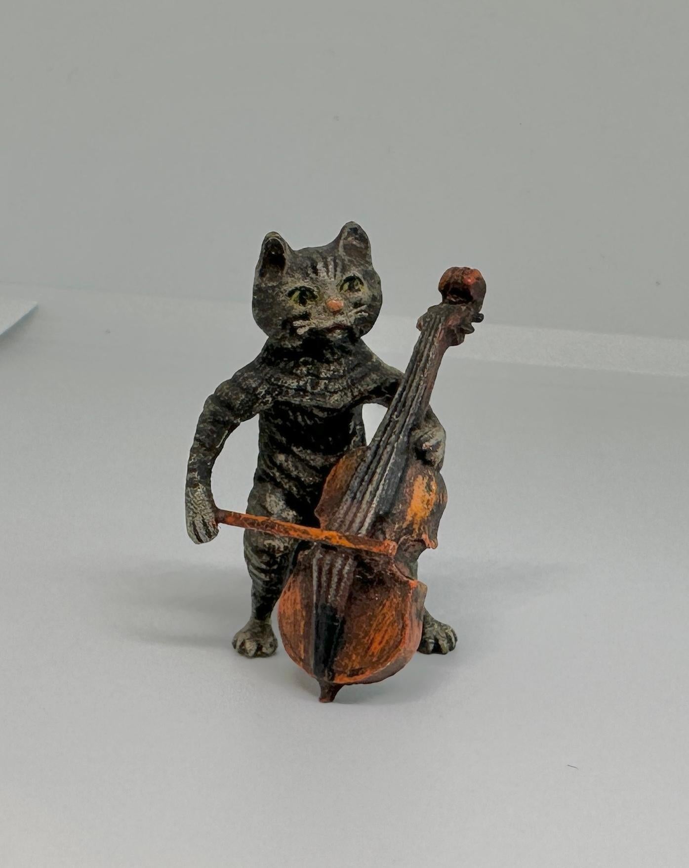 Katze Musiker Spielen Cello Basis Kätzchen Selten Österreich Vienna Bronze Antik im Angebot 1