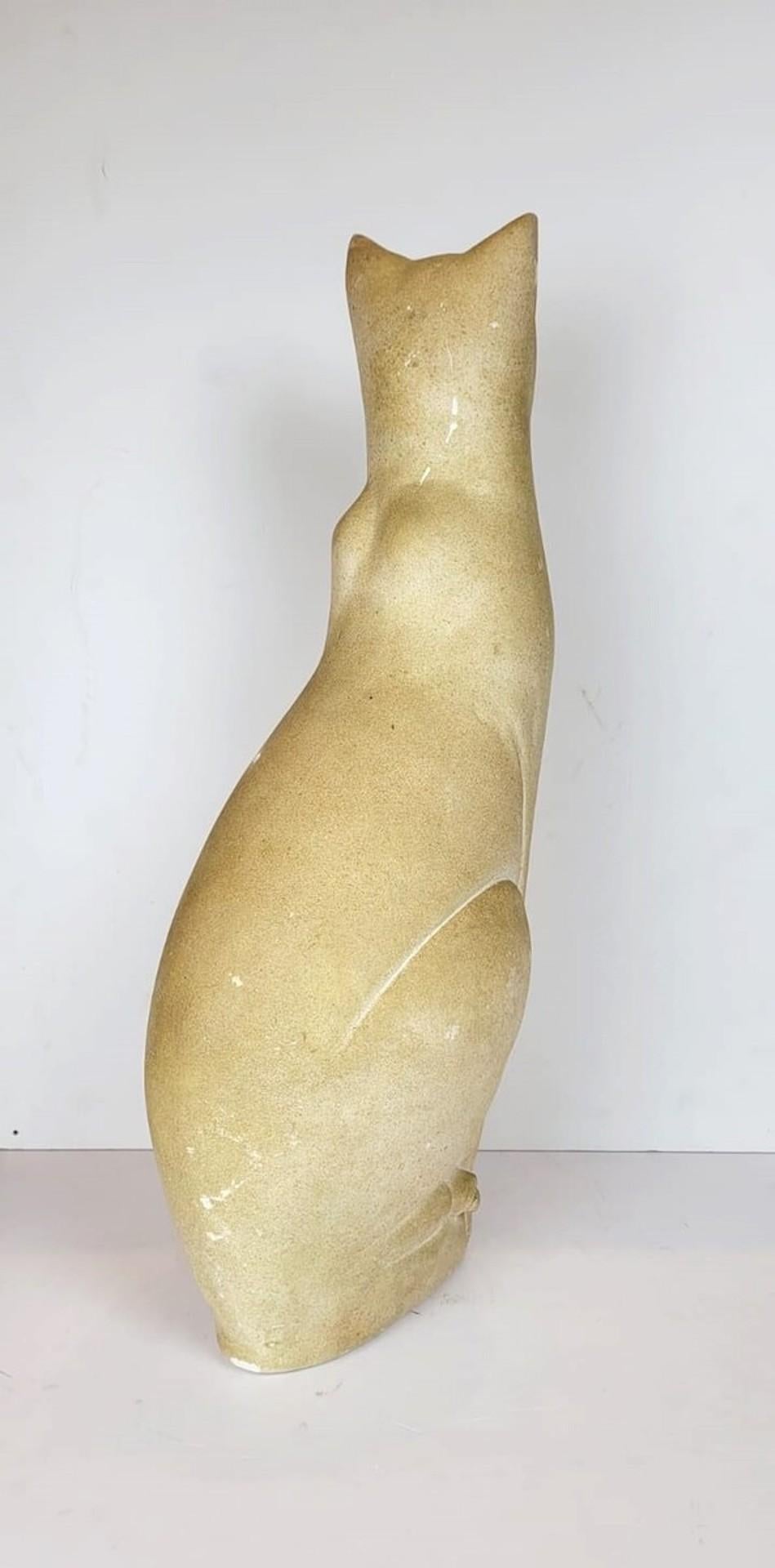 Escultura de yeso de gato firmada J Nam, seudónimo de Jacques Lehmann (1881-1974) siglo XX en venta