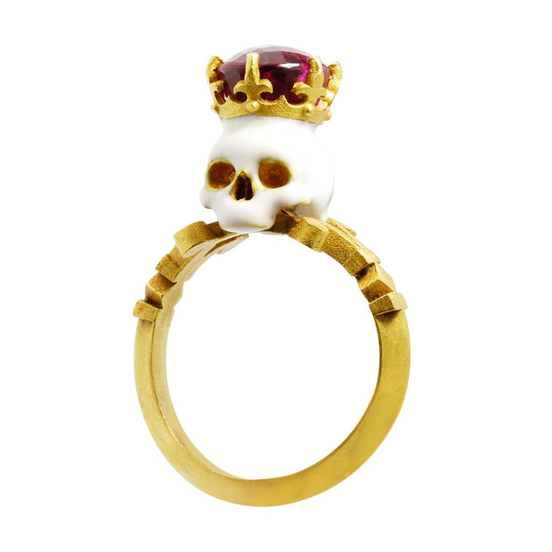 Tourmaline gold enamel skull  ring memento Mori  For Sale 2