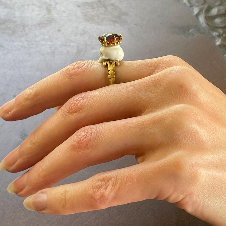 Tourmaline gold enamel skull ring memento Mori For Sale at 1stDibs