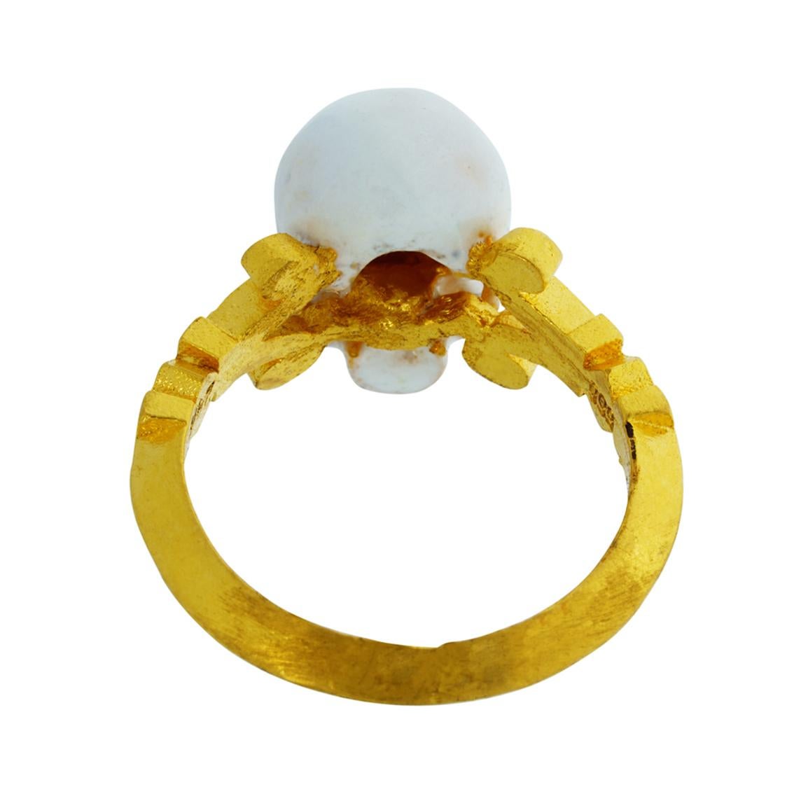 Catacomb Saint Skull Ring in 24 Karat Yellow Gold and Enamel For Sale 5