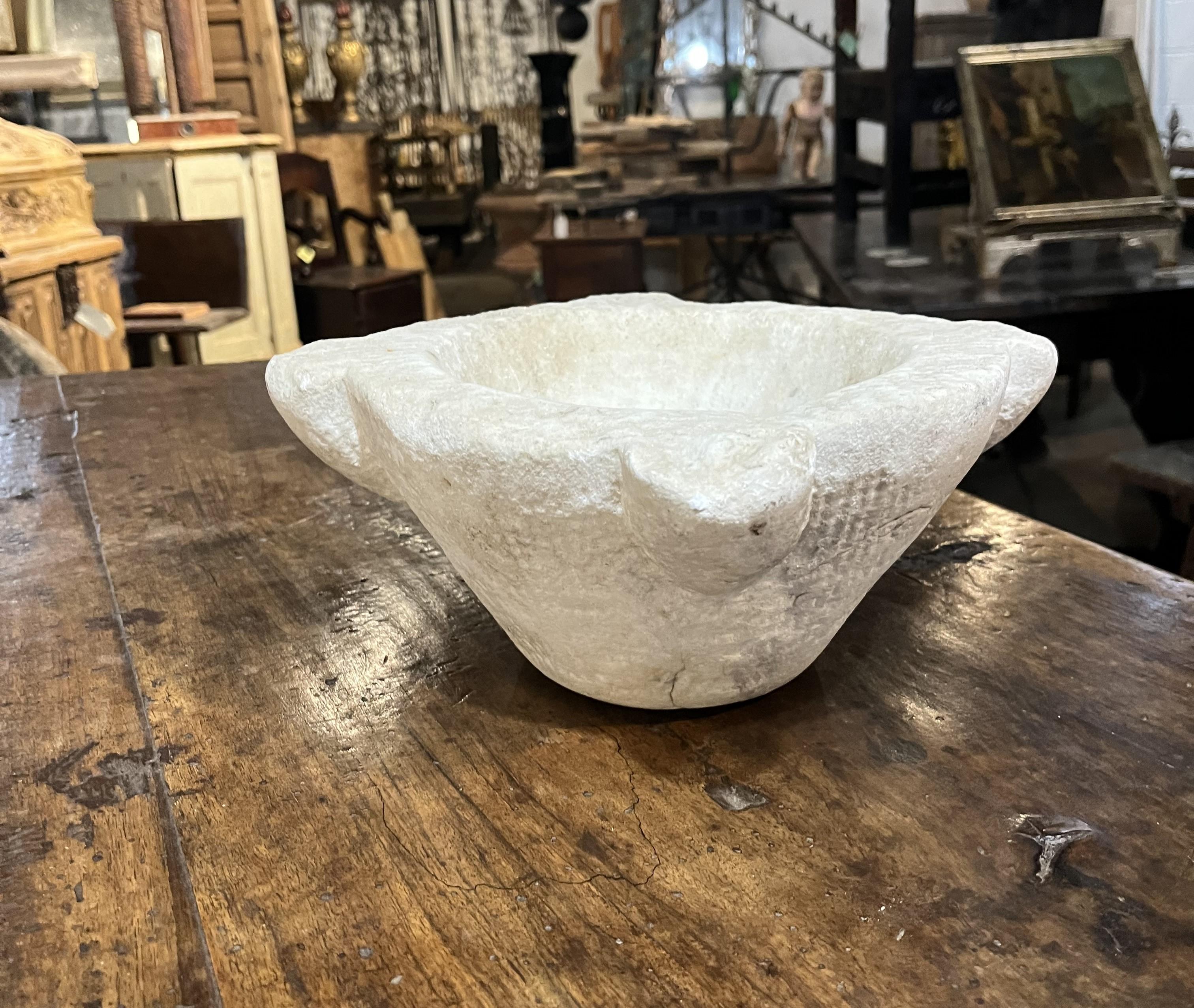 Mortaio di pietra catalano del XVIII secolo In condizioni buone in vendita a Round Top, TX
