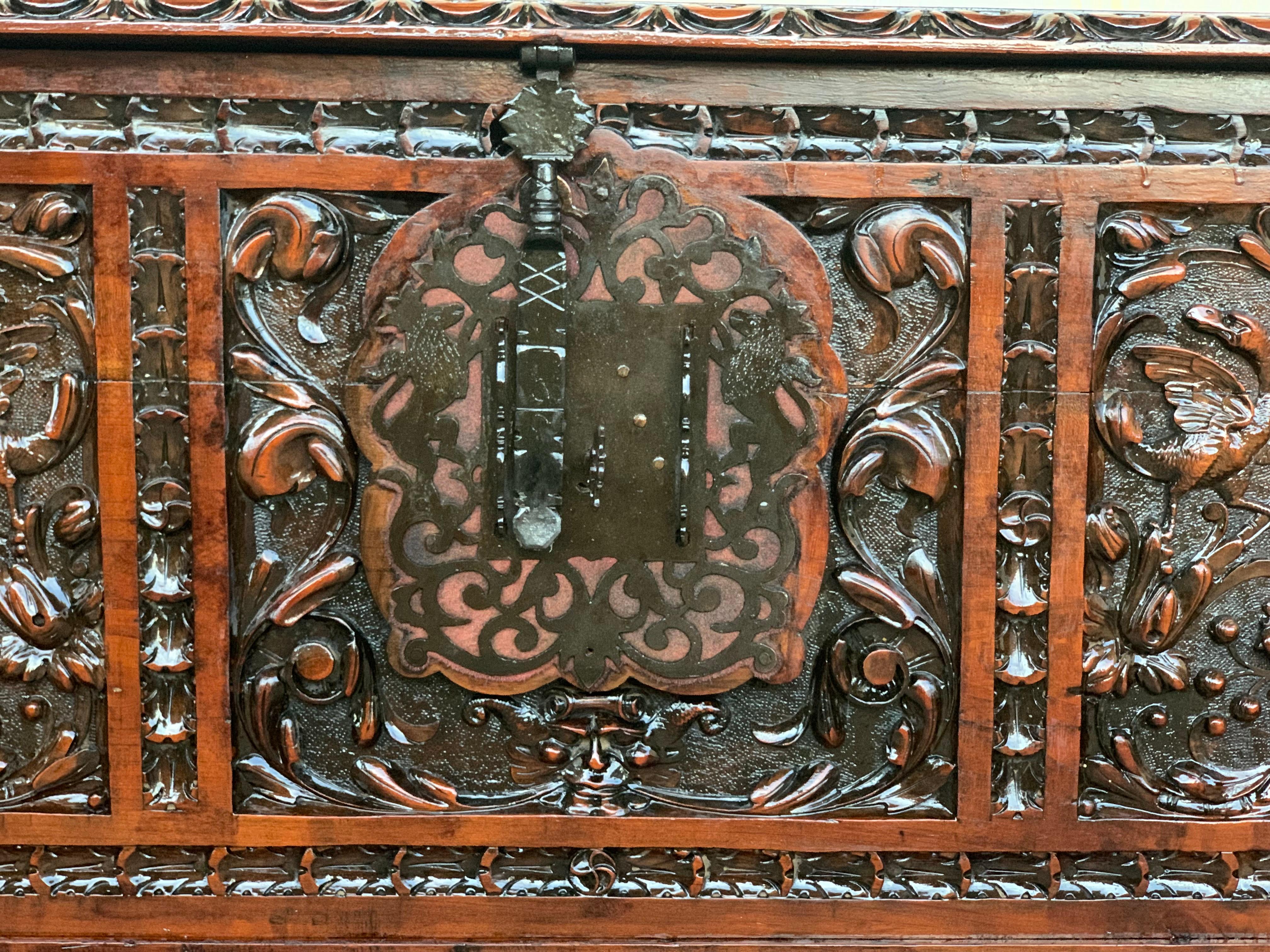 Catalan Baroque Carved Walnut Cassone or Trunk, 18th Century For Sale 1