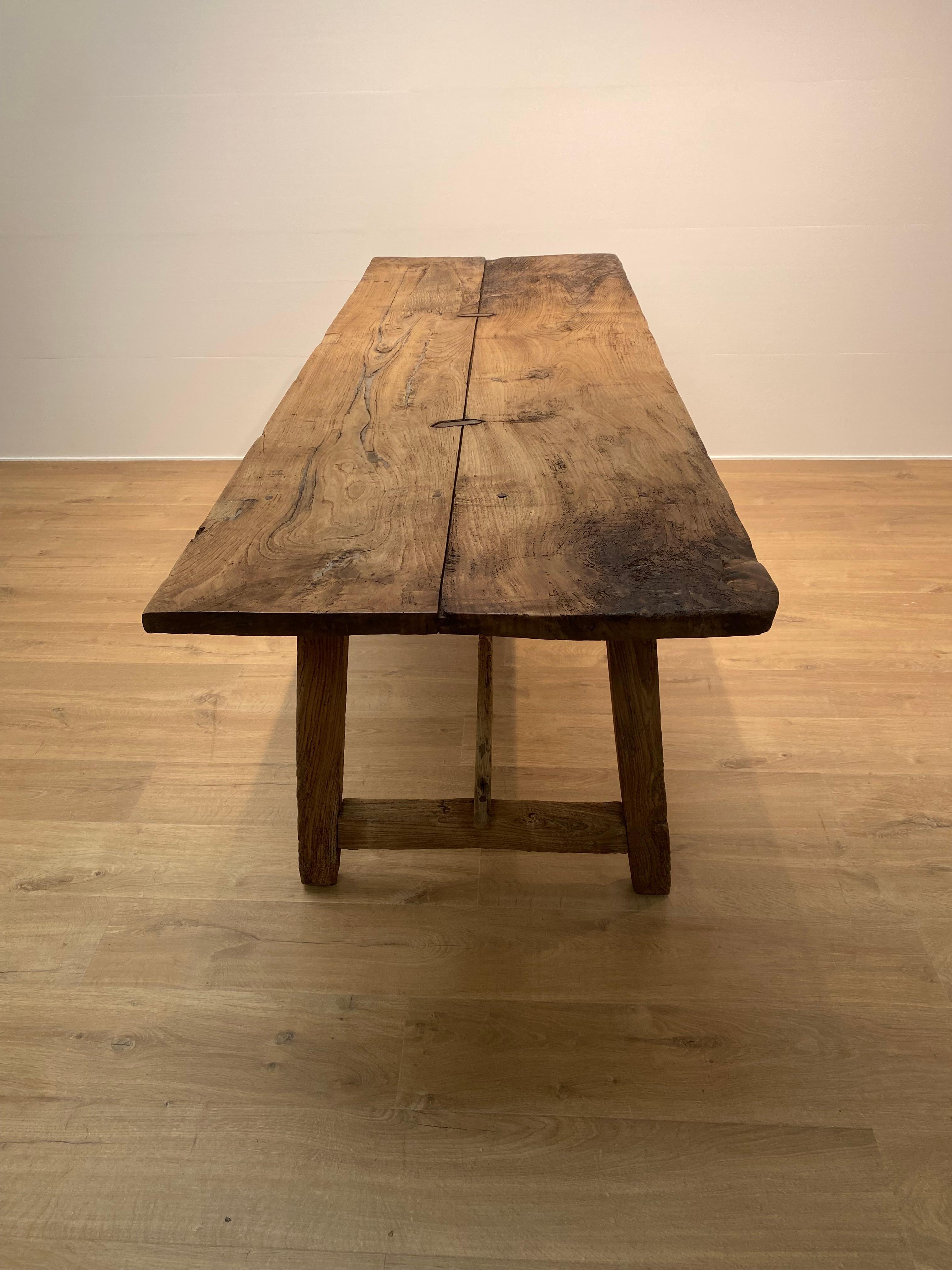 Table de ferme catalane blanchie 3