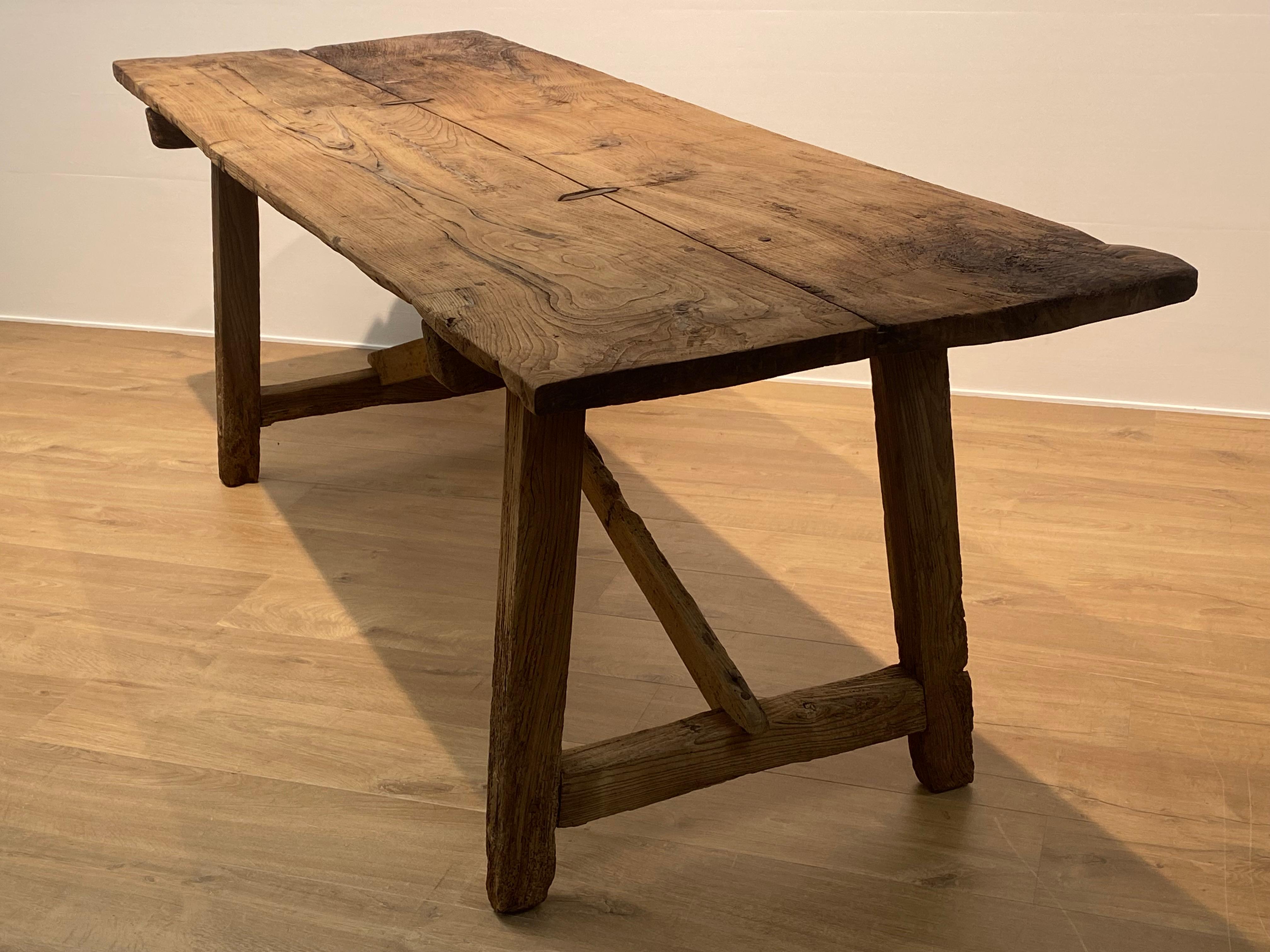 Table de ferme catalane blanchie 10