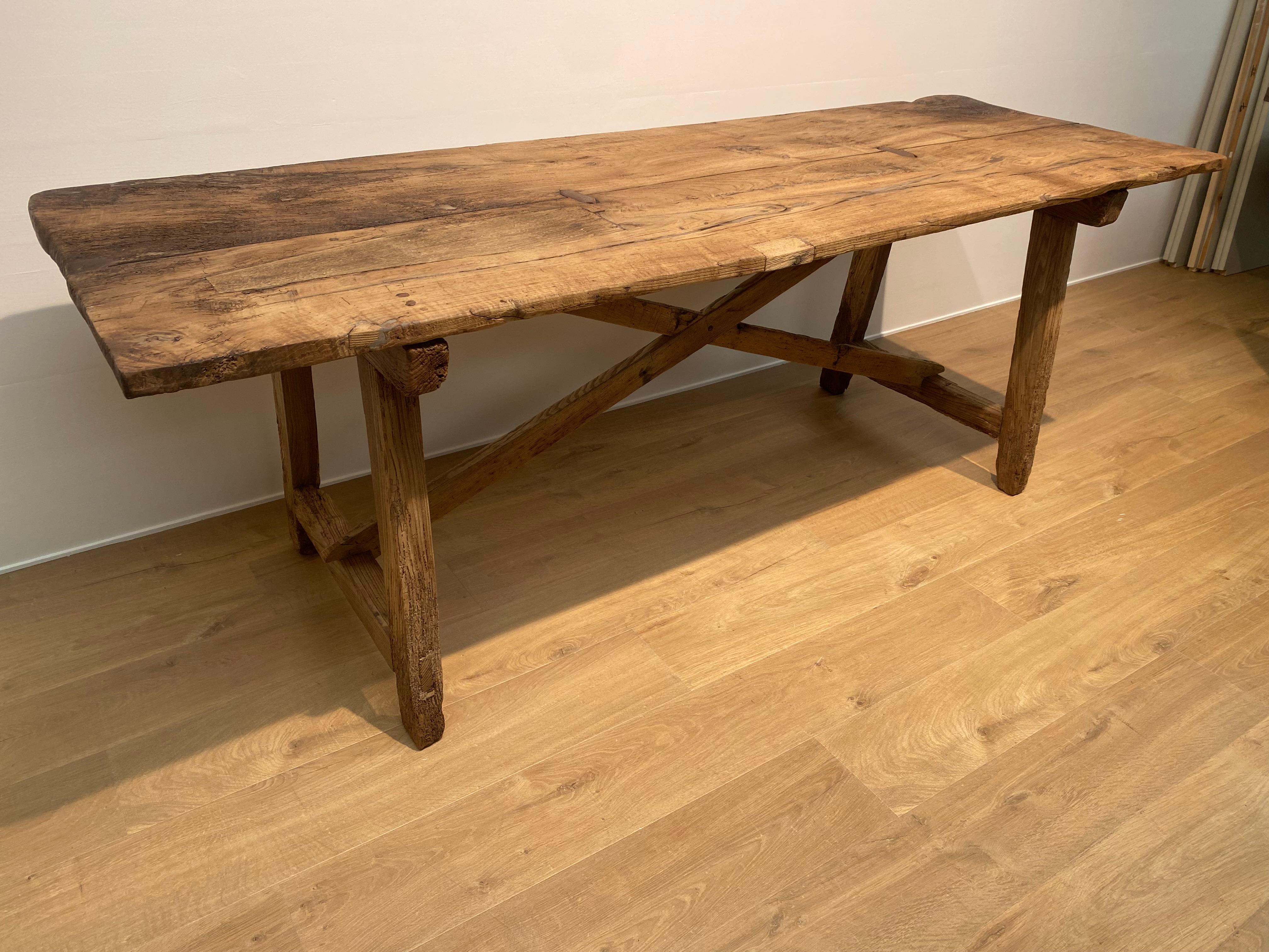 XIXe siècle Table de ferme catalane blanchie