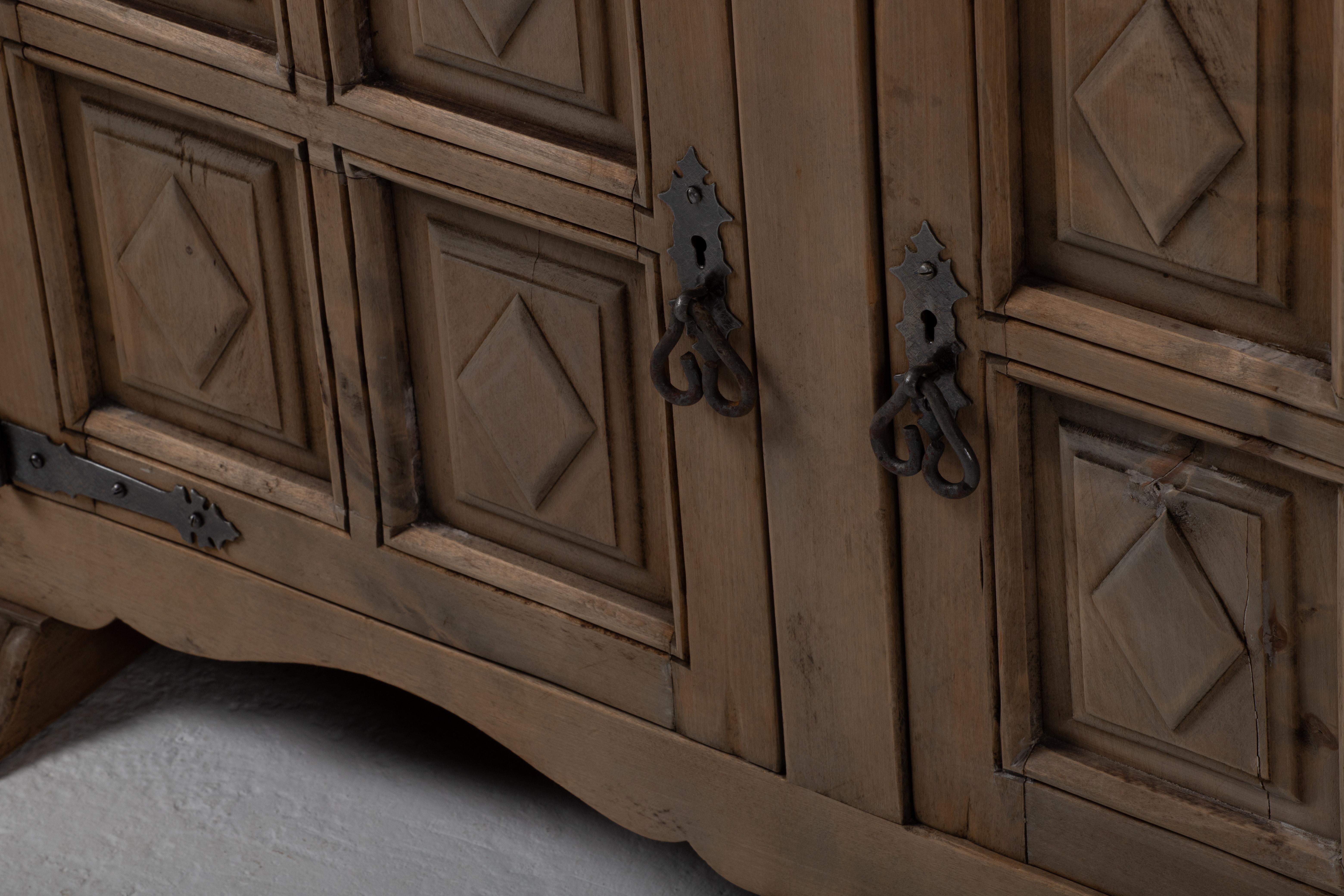 Catalan Carved Walnut Sideboard, 1940s For Sale 2