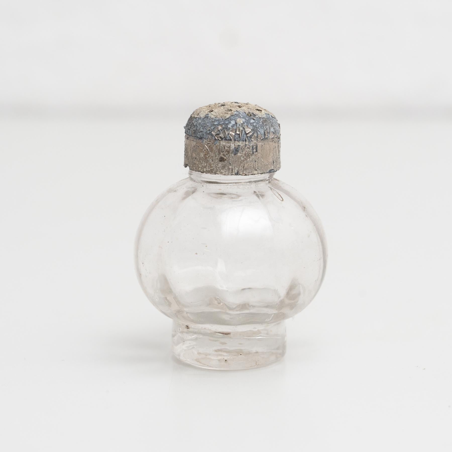 Set de burettes en verre catalan, vers 1940 en vente 3