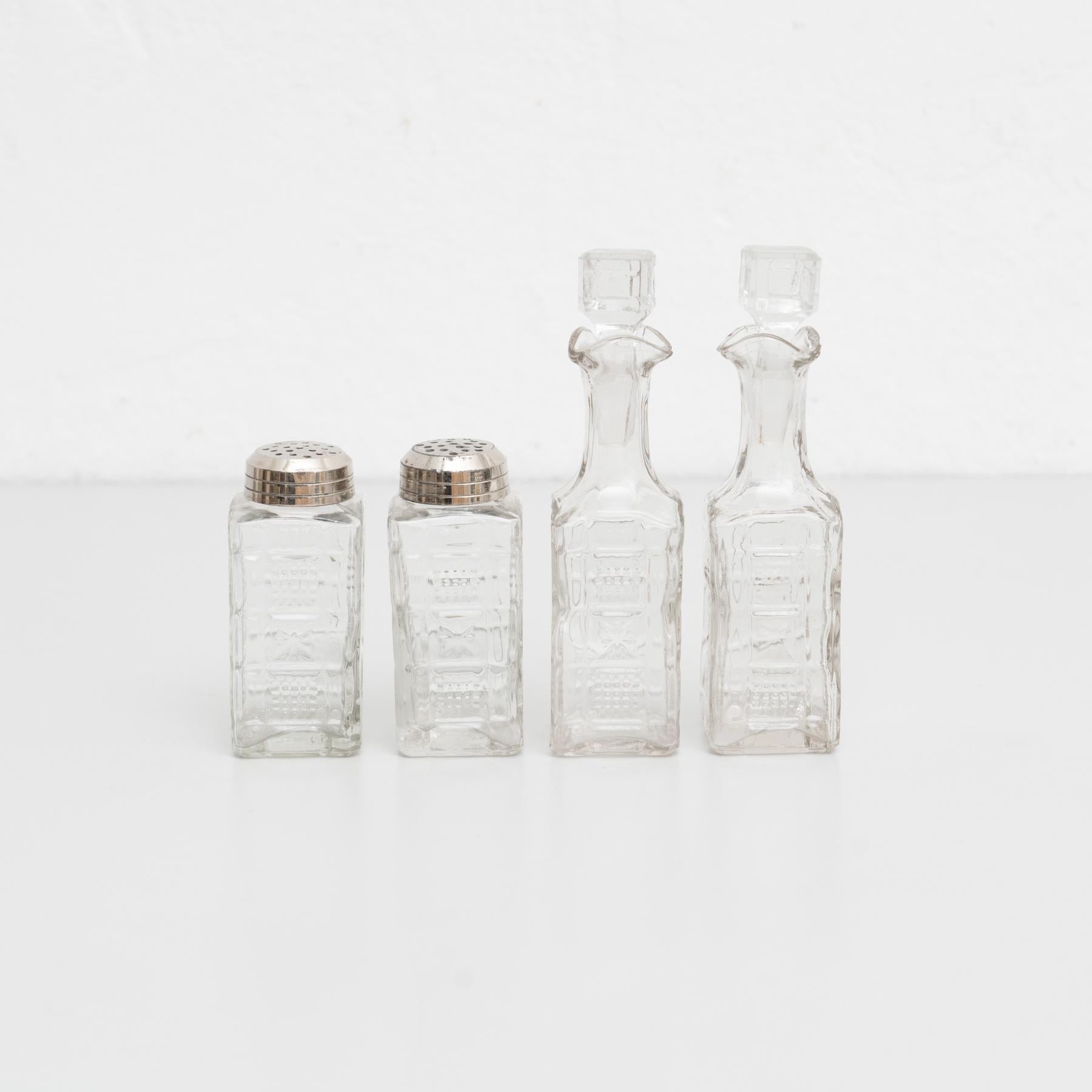Set de burettes en verre catalan, vers 1940 en vente 7