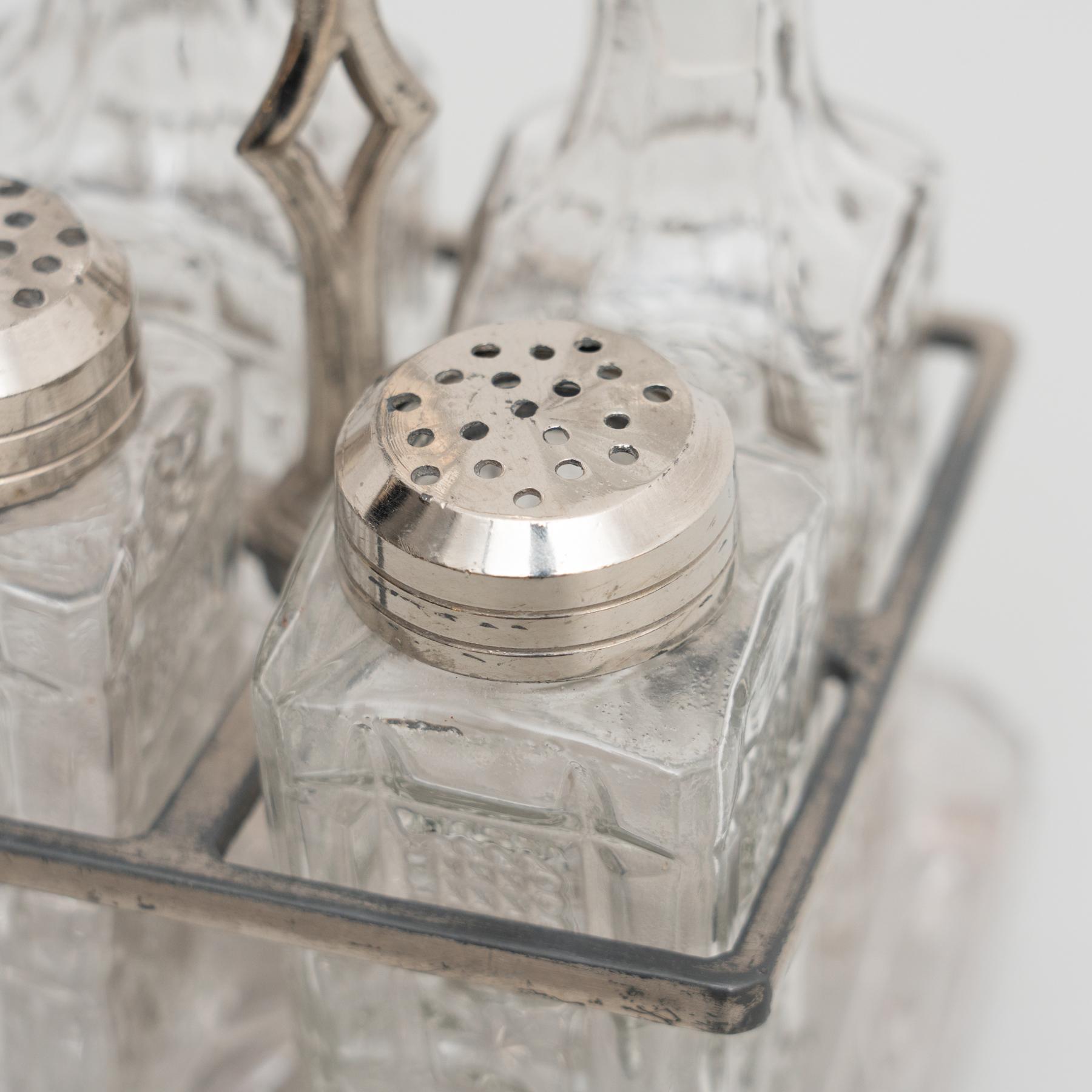 Set de burettes en verre catalan, vers 1940 Bon état - En vente à Barcelona, ES