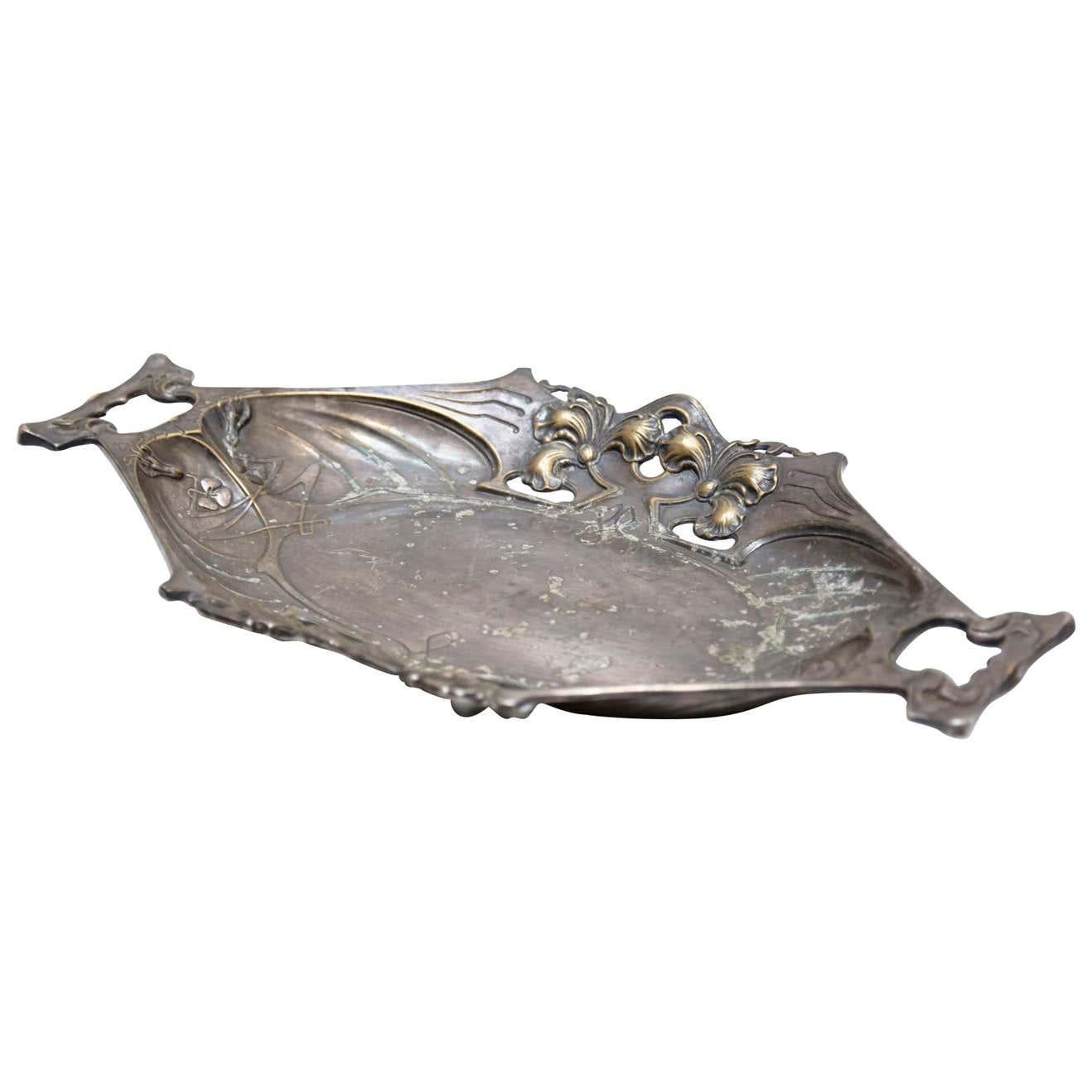 Catalan Modernist Pewter Tray from Barcelona, circa 1930 7