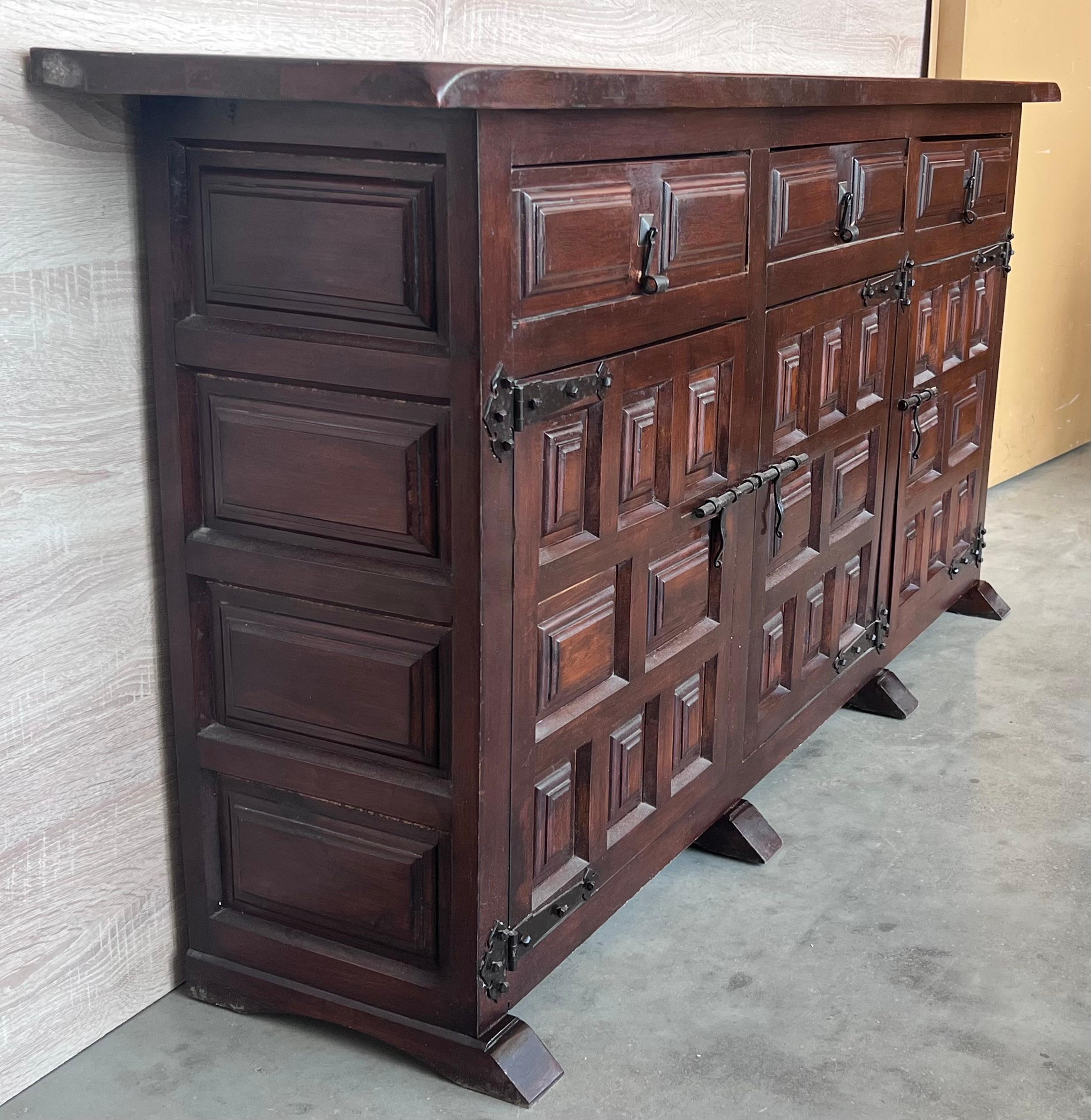Iron Catalan Spanish Baroque Carved Walnut Tuscan Three Drawers Credenza or Buffet For Sale