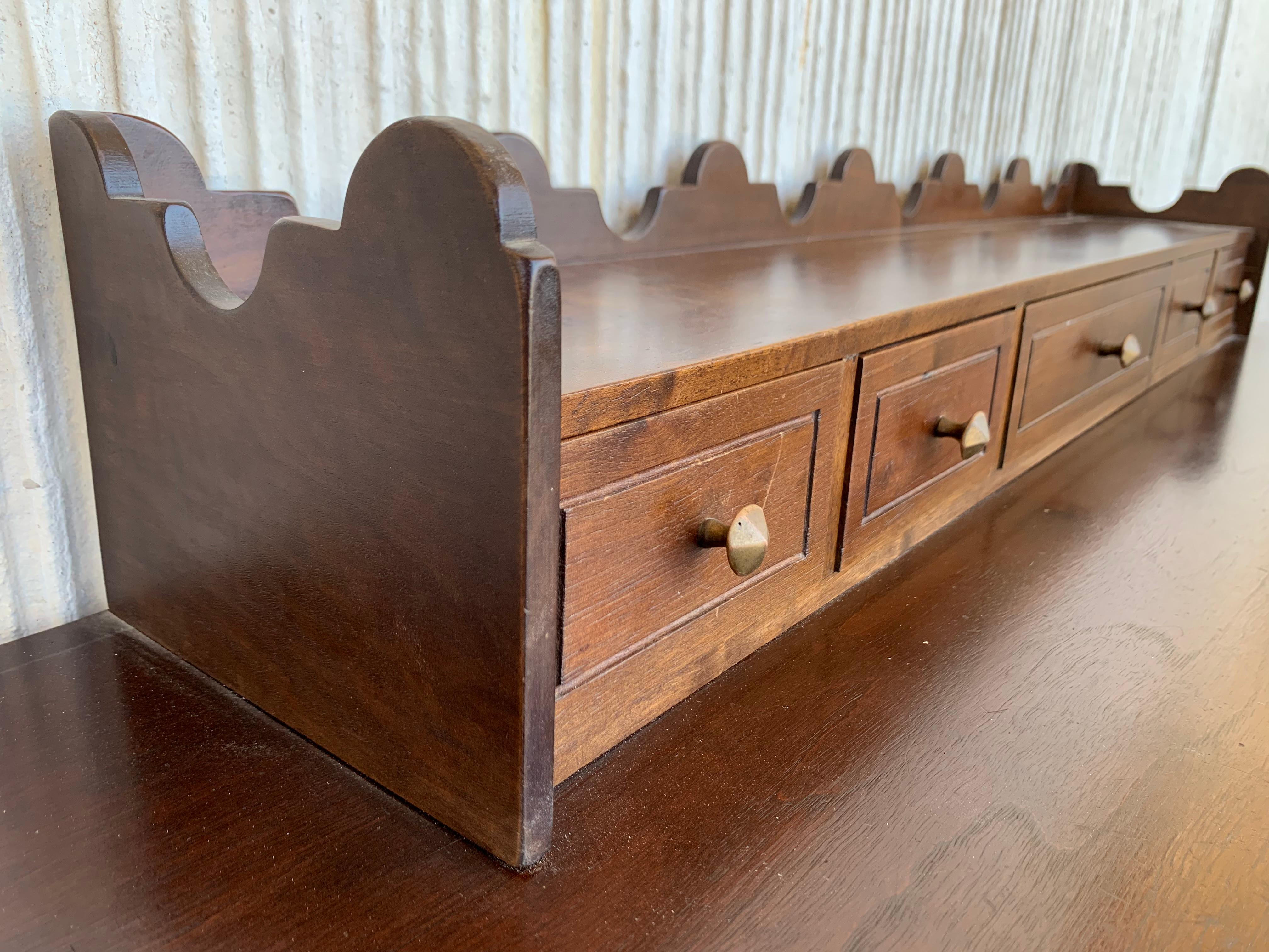 Catalan Spanish Lady Desk or Console Table in Carved Walnut and Iron Stretcher For Sale 4