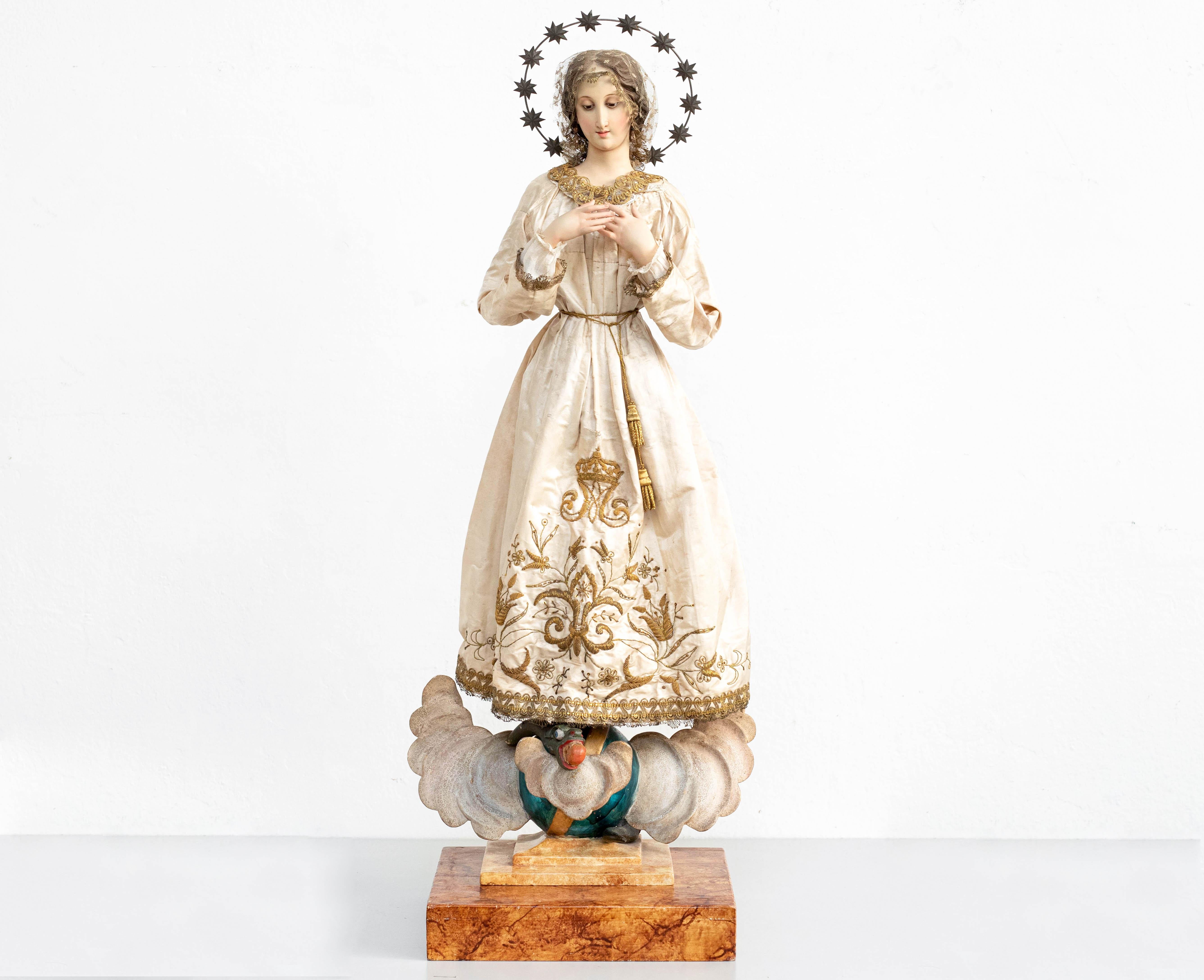 Catalan Virgin Wood Sculpture, Capipota For Sale 6