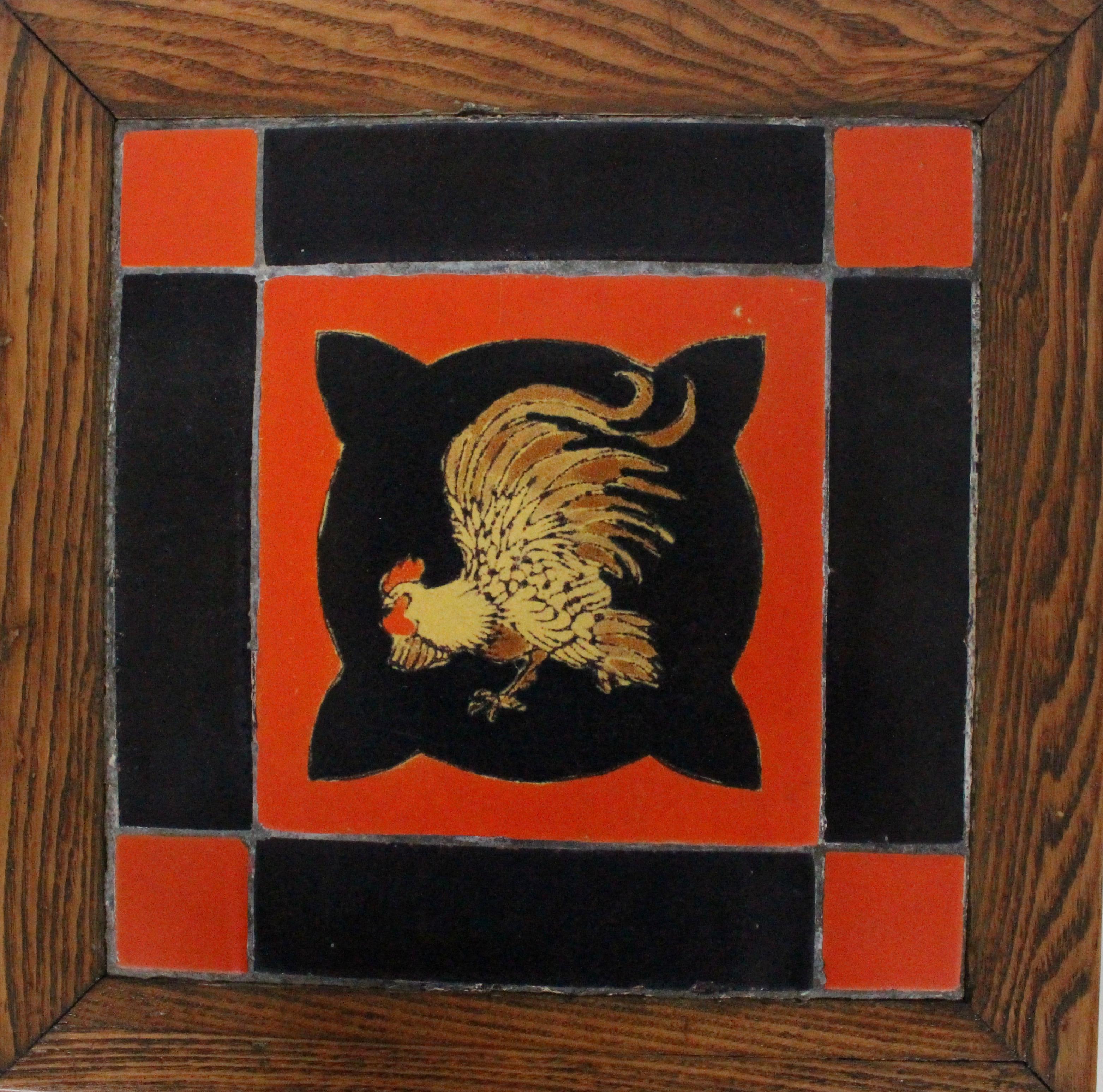 Catalina-Stil Eichenholz, Eisen und eingelassene Keramikfliesen „Rooster“ Beistelltisch, 1930er Jahre im Zustand „Gut“ im Angebot in Bainbridge, NY