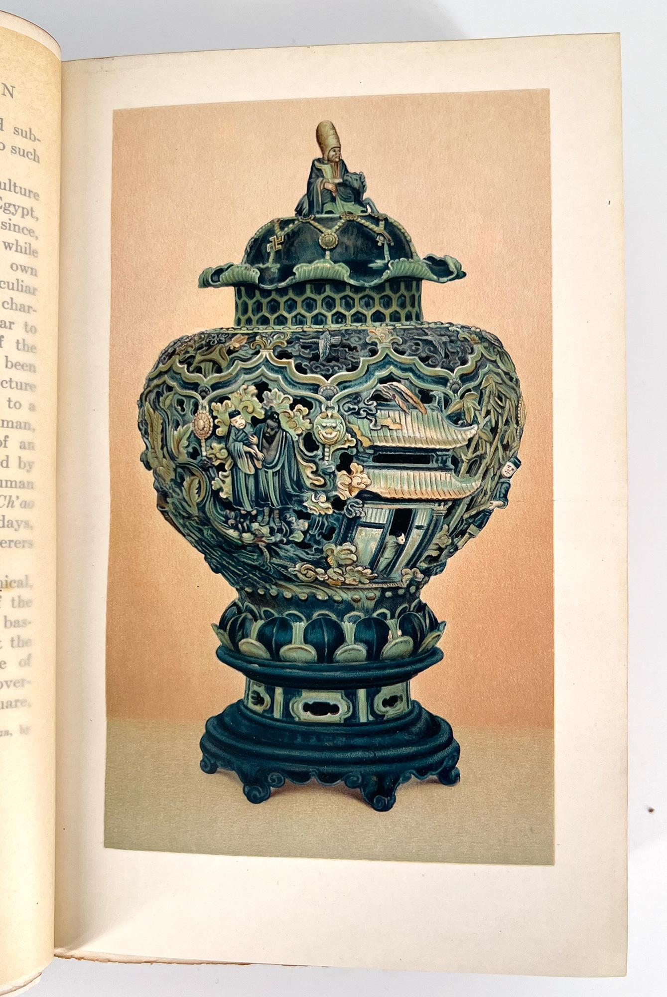 Catalogue of the Morgan Collection of Chinese Porcelains In Excellent Condition For Sale In Middletown, NY