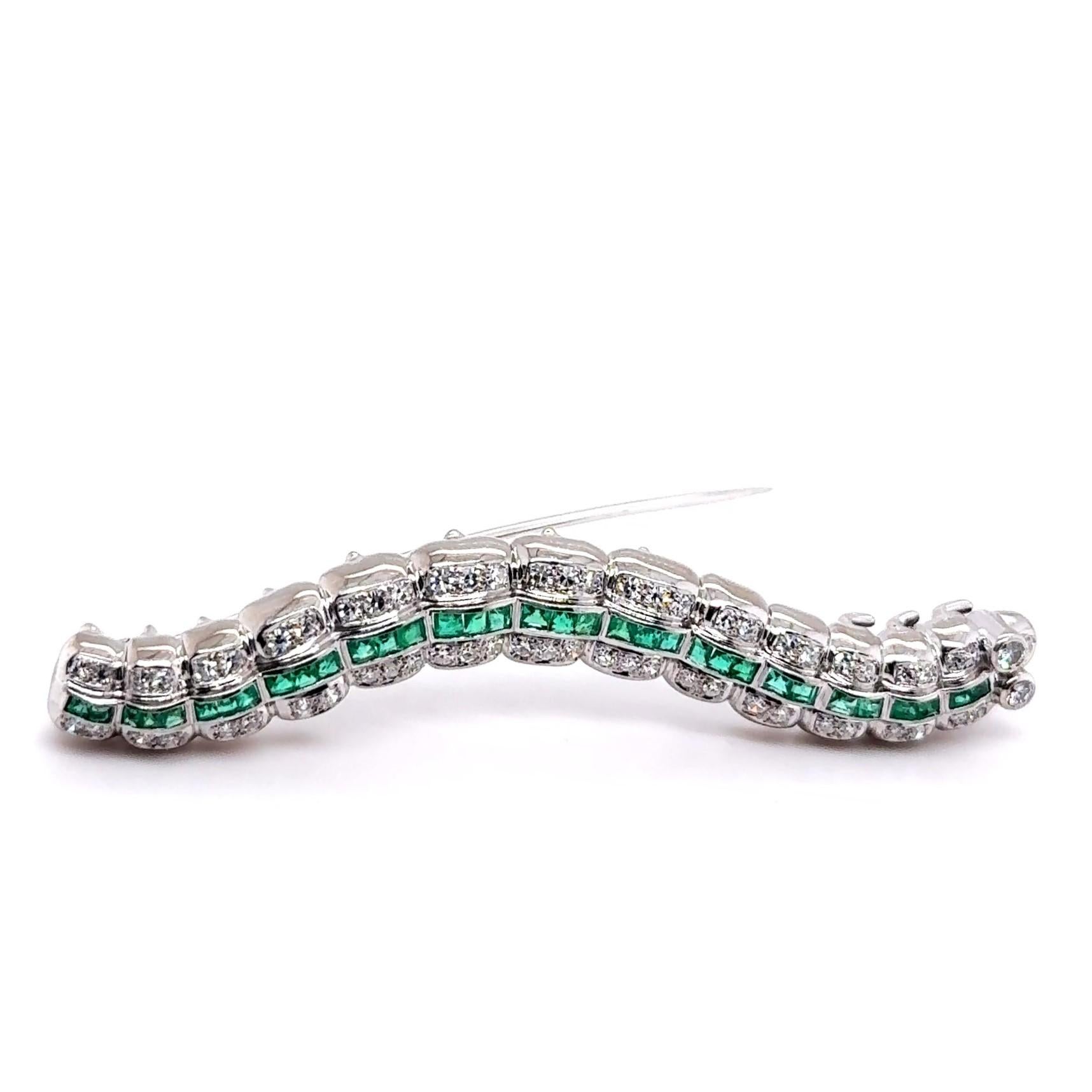 Caterpillar Brooch with Emerald & Diamonds in 18 Karat White Gold For Sale 2