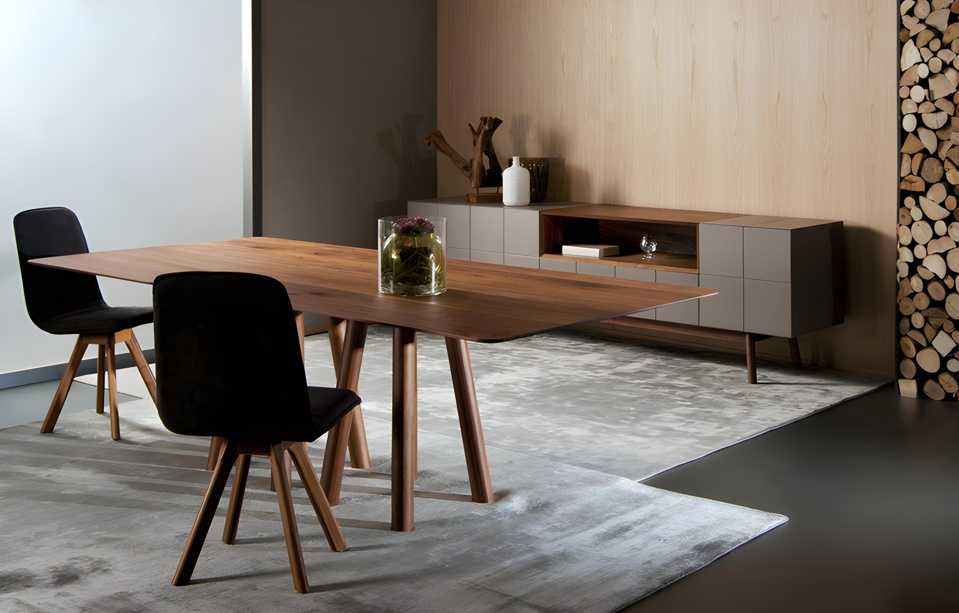 Noyer Table de salle à manger Caterpillar avec 12 pieds, en chêne massif noirci. en vente