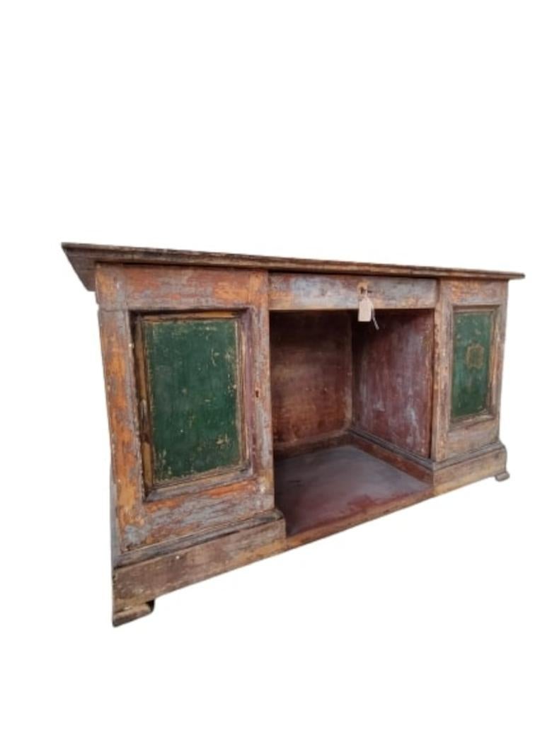 18th Century Cathedra Desk with Beautiful Original Lacquering For Sale