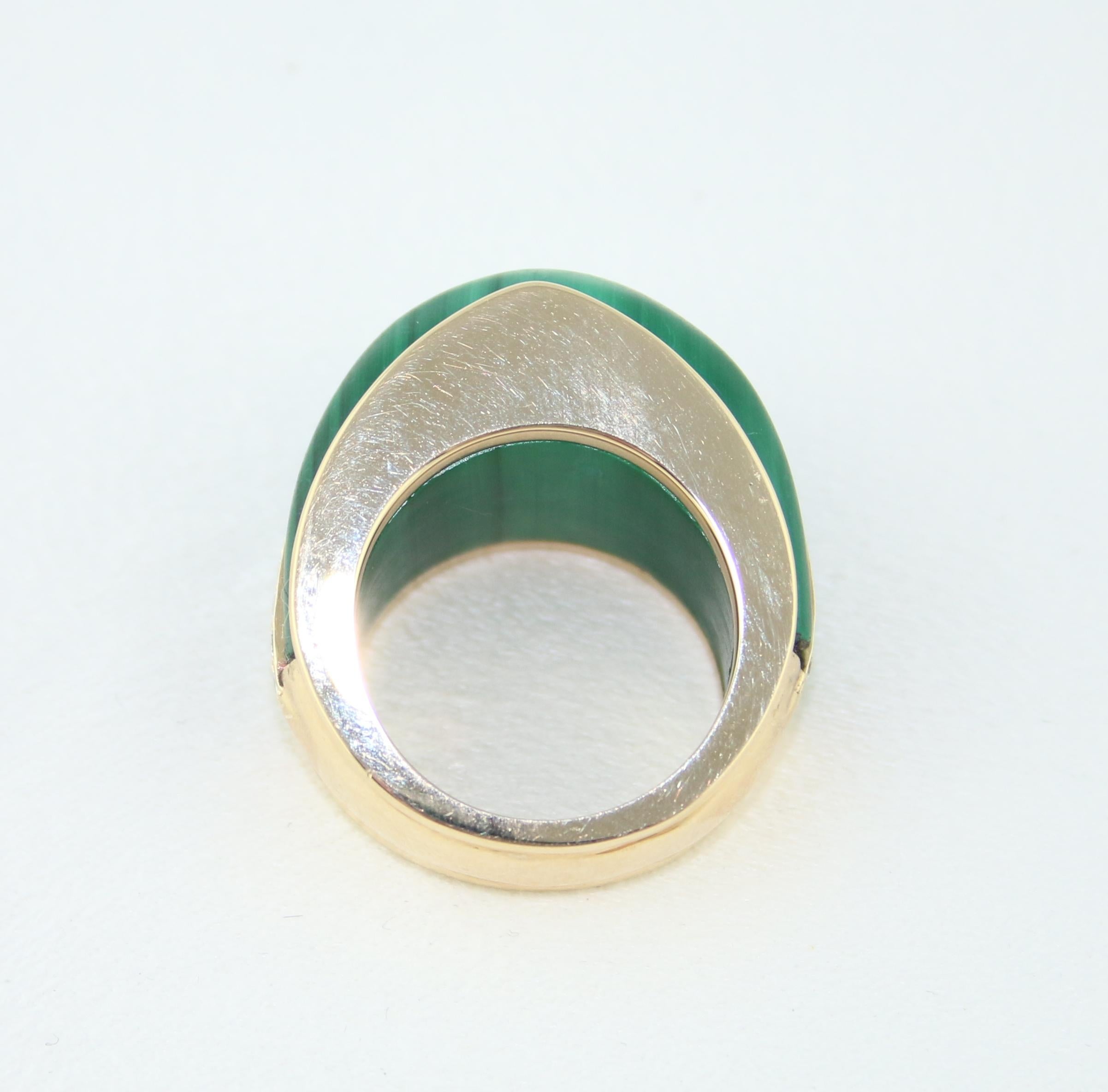 Cathedral Arch Dome Diamond and Malachite Gold Statement Ring In New Condition For Sale In New York, NY