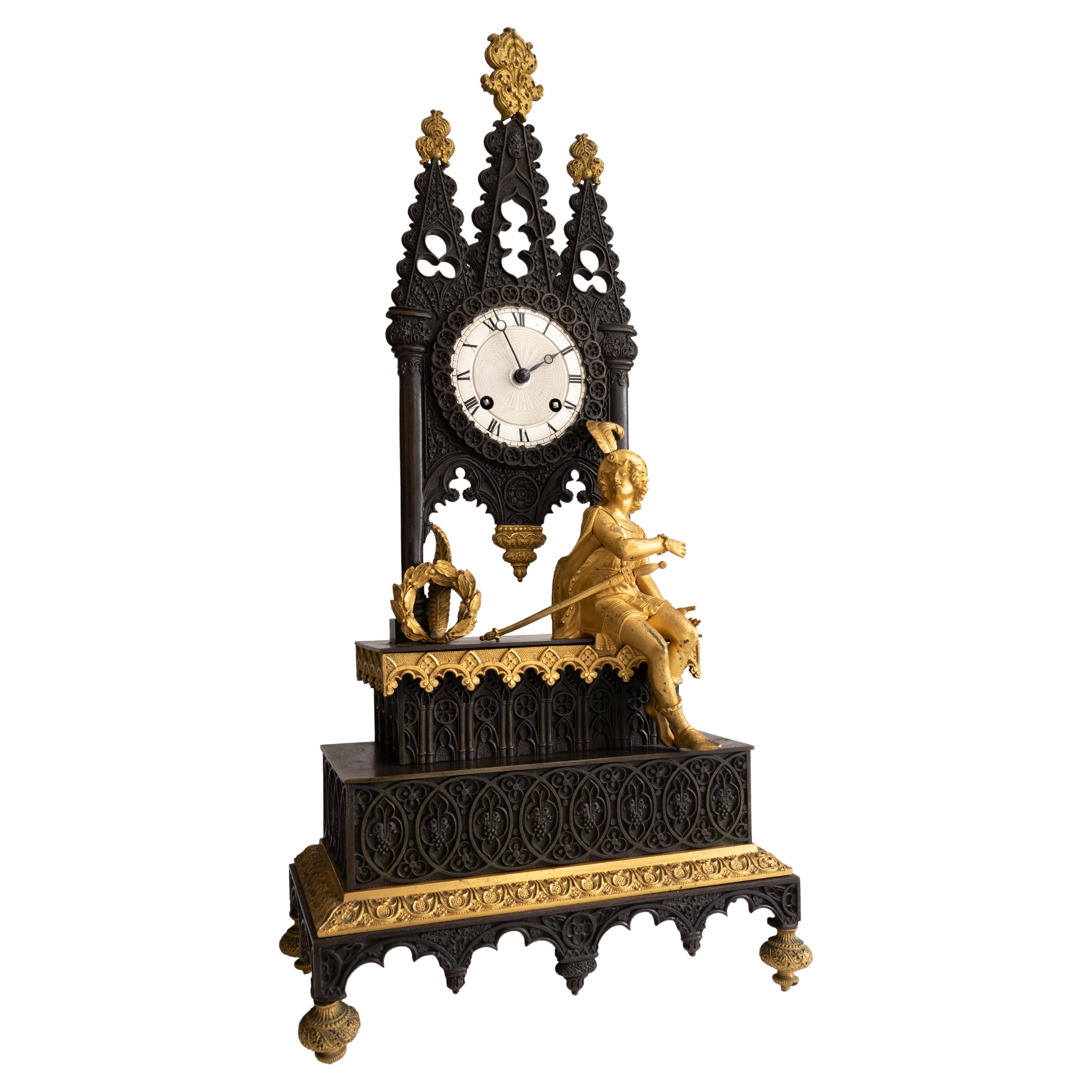 Pendule de cheminée cathédrale de Delaunay Chauvau  19ème siècle  en vente