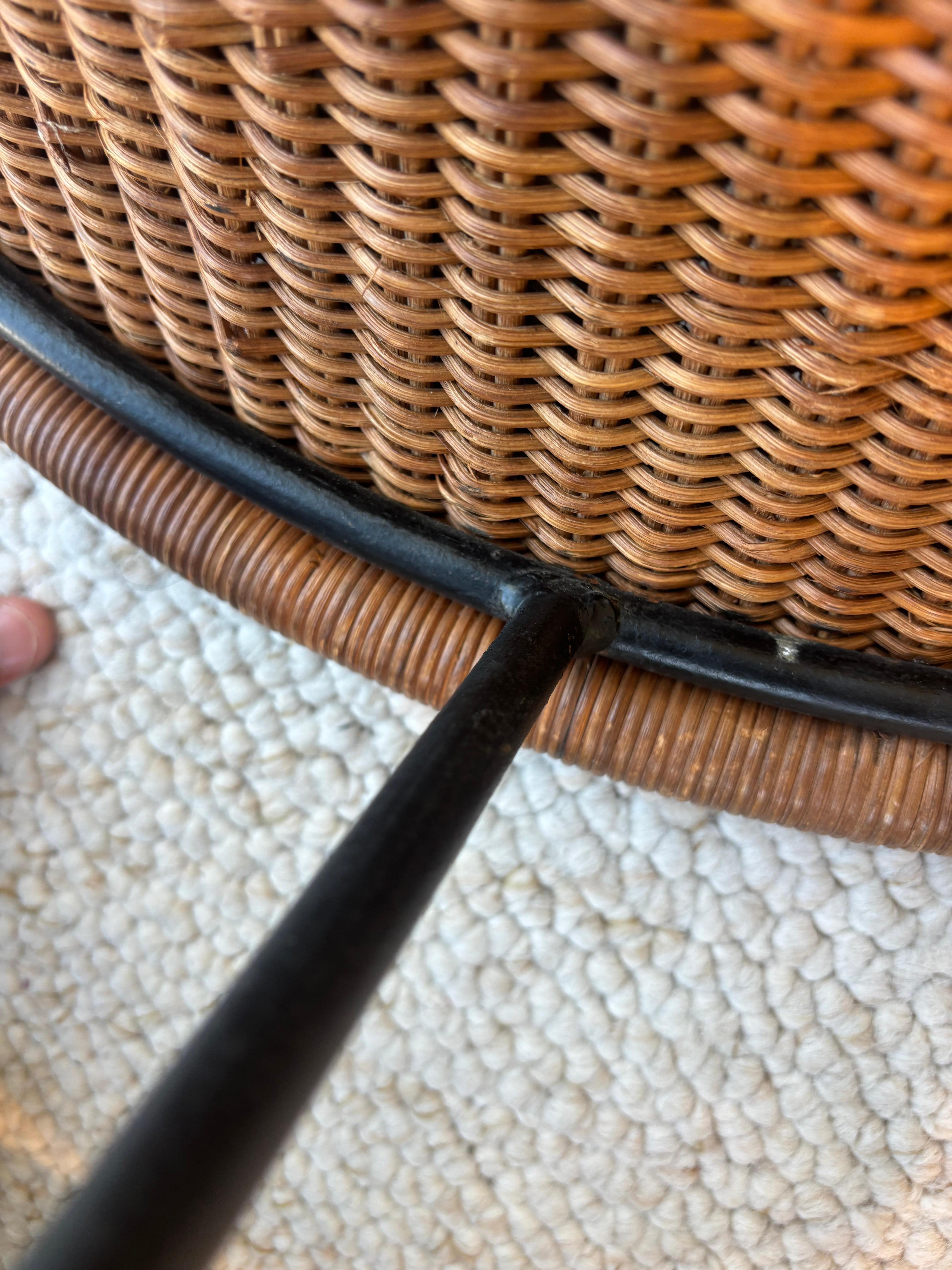 Fauteuil Catherine de Joseph-André Motte en vente 12