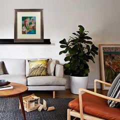 Pastellfarbenes Damen-Badeanzugsgemälde von Catherine Bres-Rhocanges