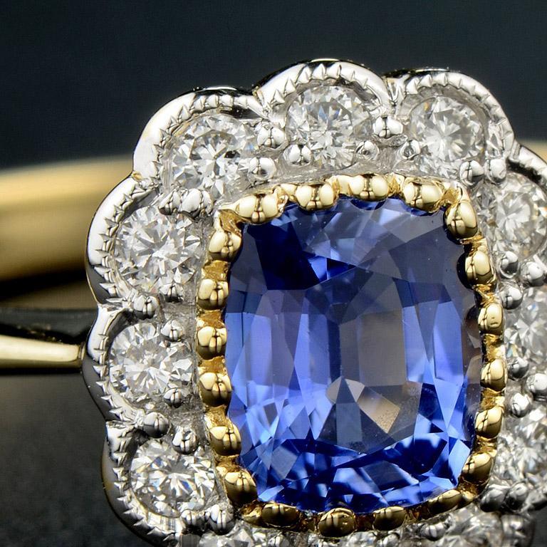 For Sale:  Ceylon Sapphire with Diamond Vintage Halo Ring in Yellow Gold 18K 7