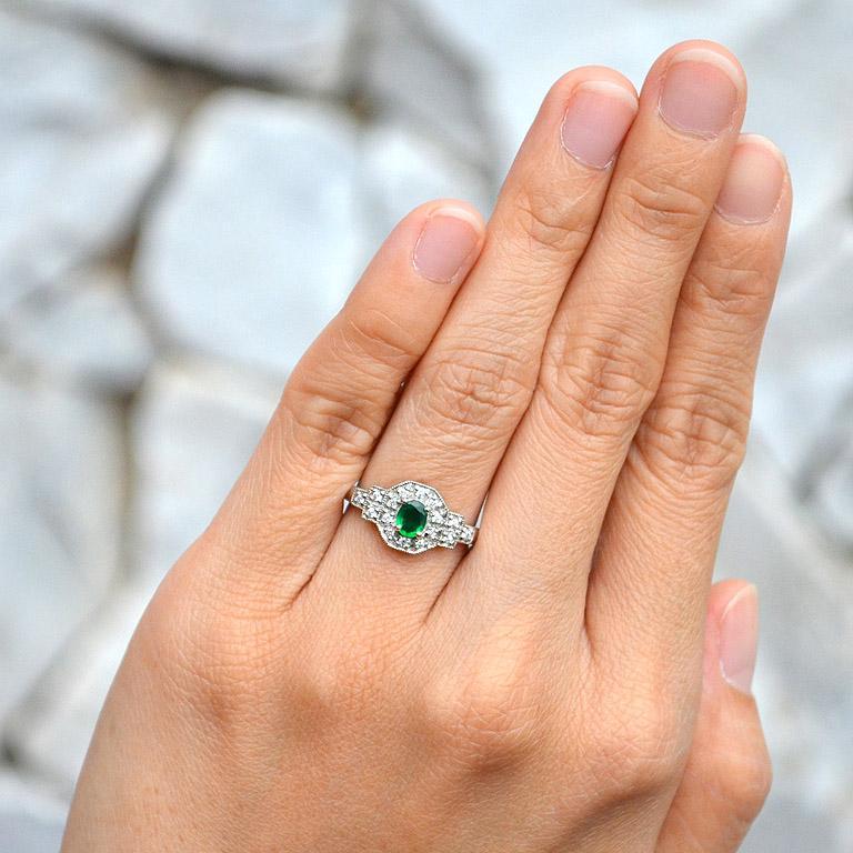 For Sale:  Oval Emerald with Diamond Art Deco Style Cluster Ring in Platinum950 8