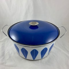Cathrineholm Midcentury Scandinavian Modern Lotus Enamel Blue/White Dutch Oven