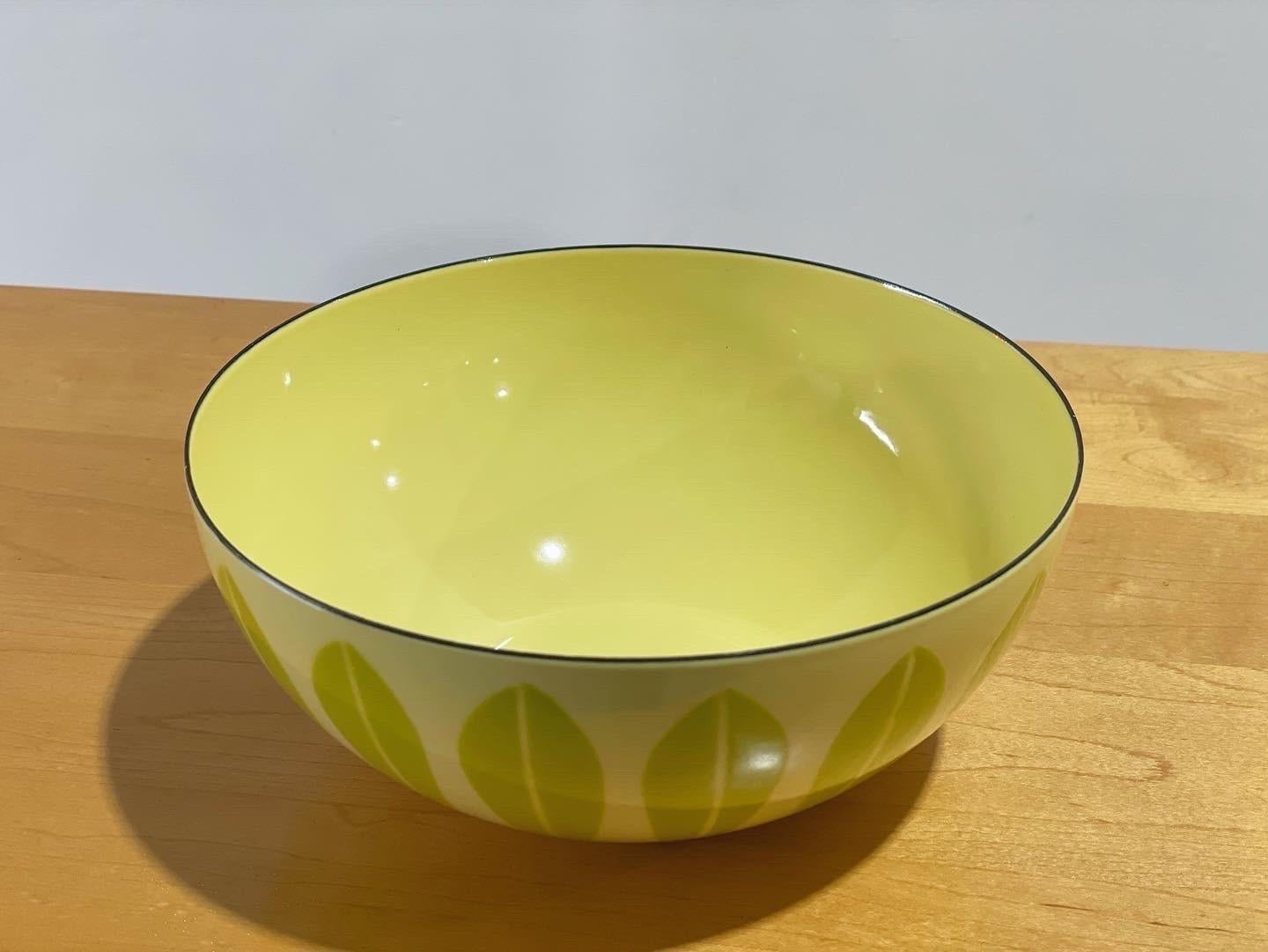 Scandinavian Modern Cathrineholm Bowl, Rare Lemon Lime Lotus Enameled Bowl