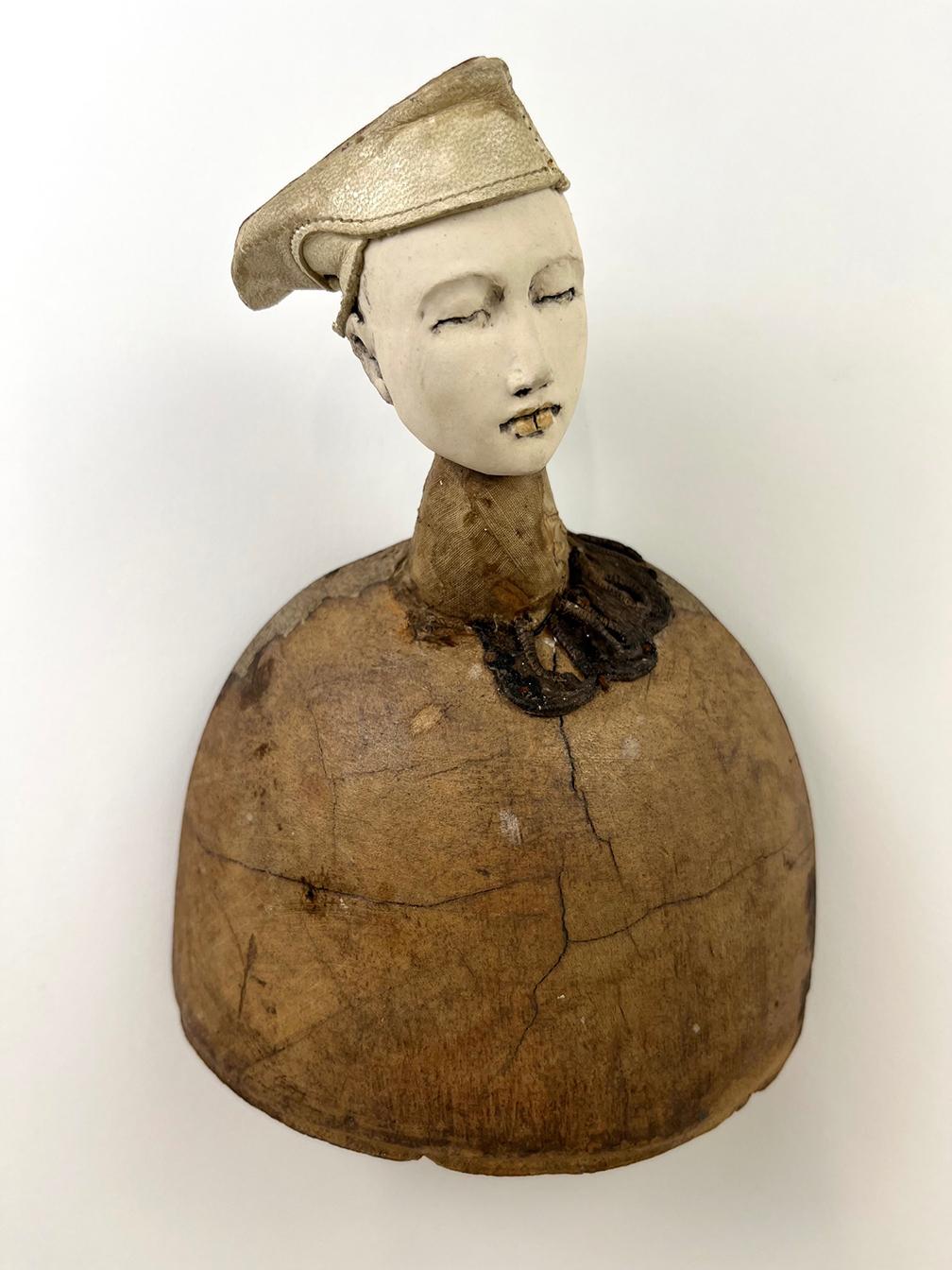 Cathy Rose Figurative Sculpture - Alicia