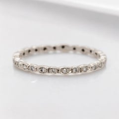 Cathy Waterman, bague d'éternité en platine avec diamant naturel